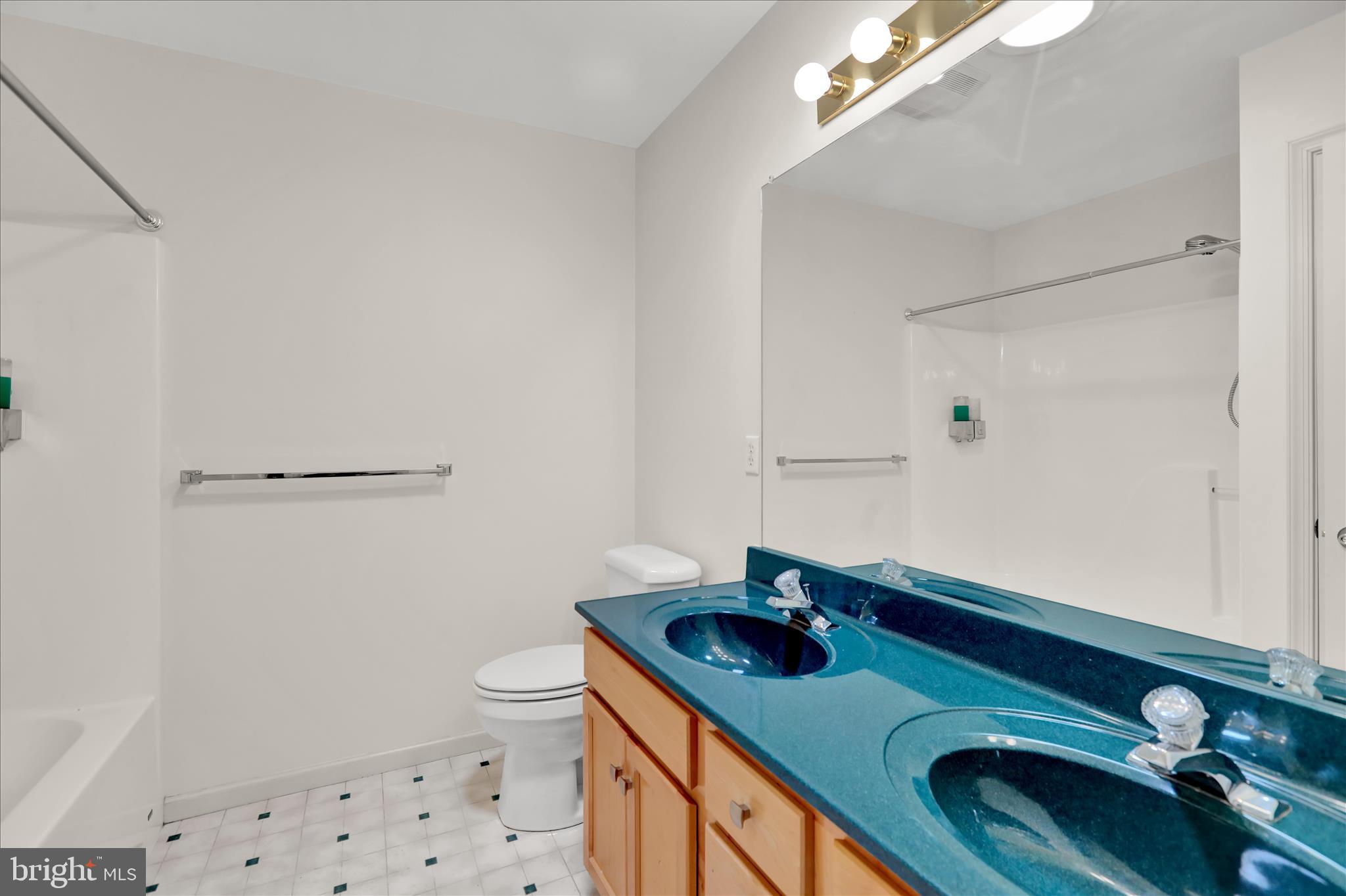 CREEKSIDE ESTATES - Residential