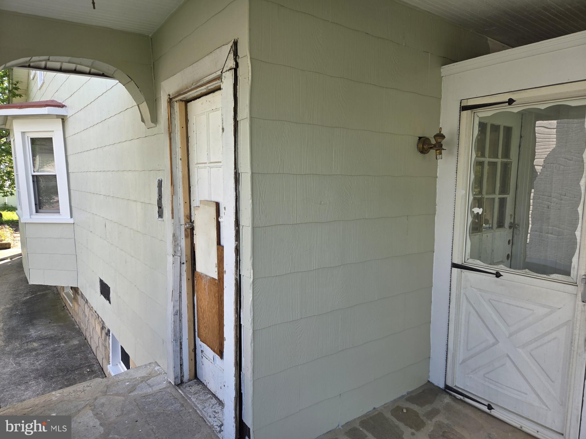 WINDSOR HILLS - Residential