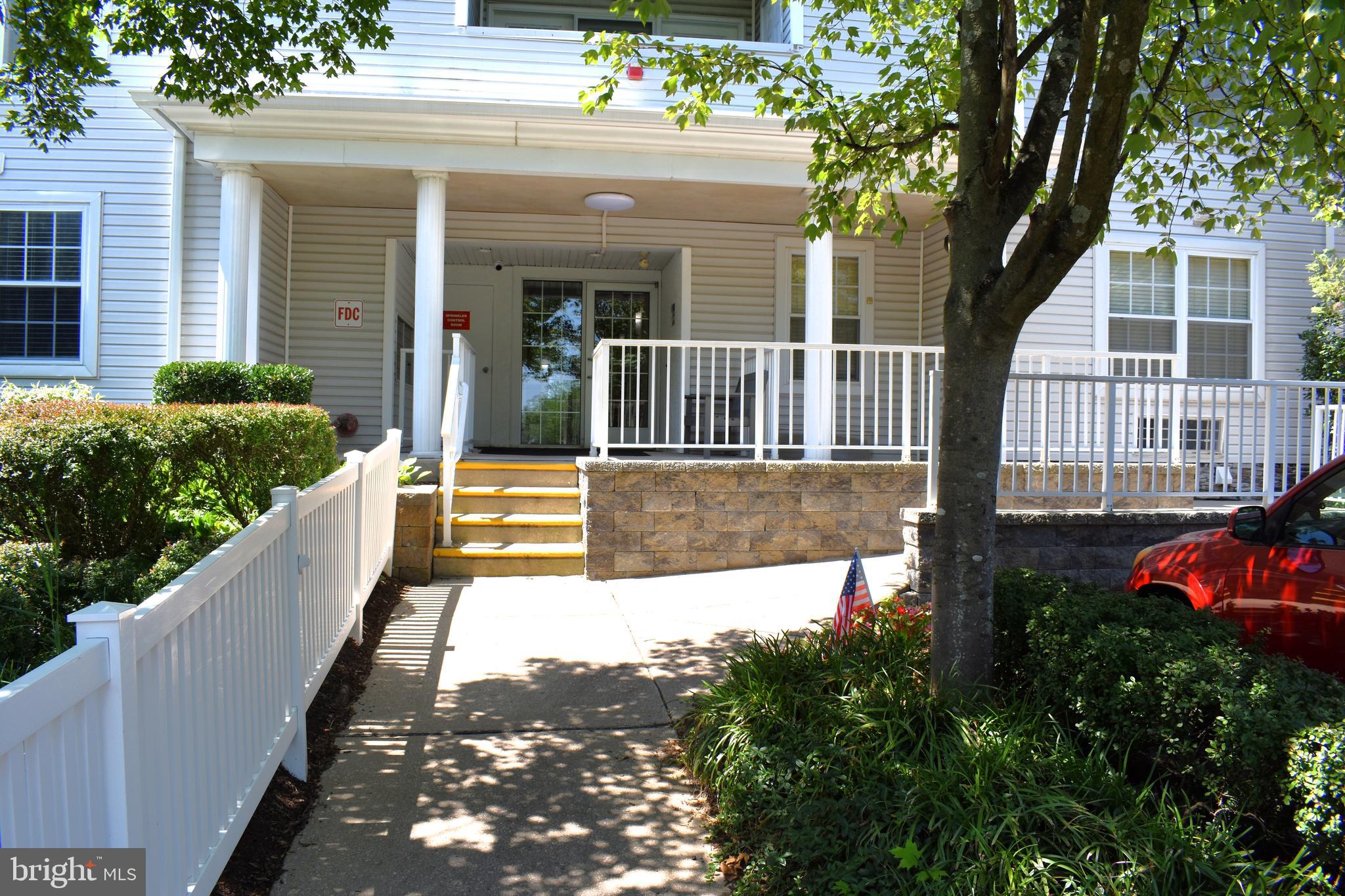 3204 CENTENNIAL STATION