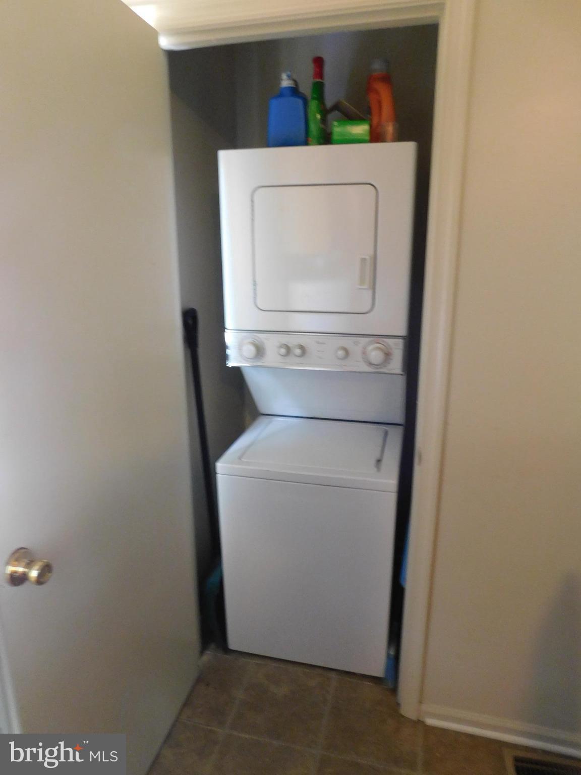 TIDEWATER VILLAGE - Residential Lease