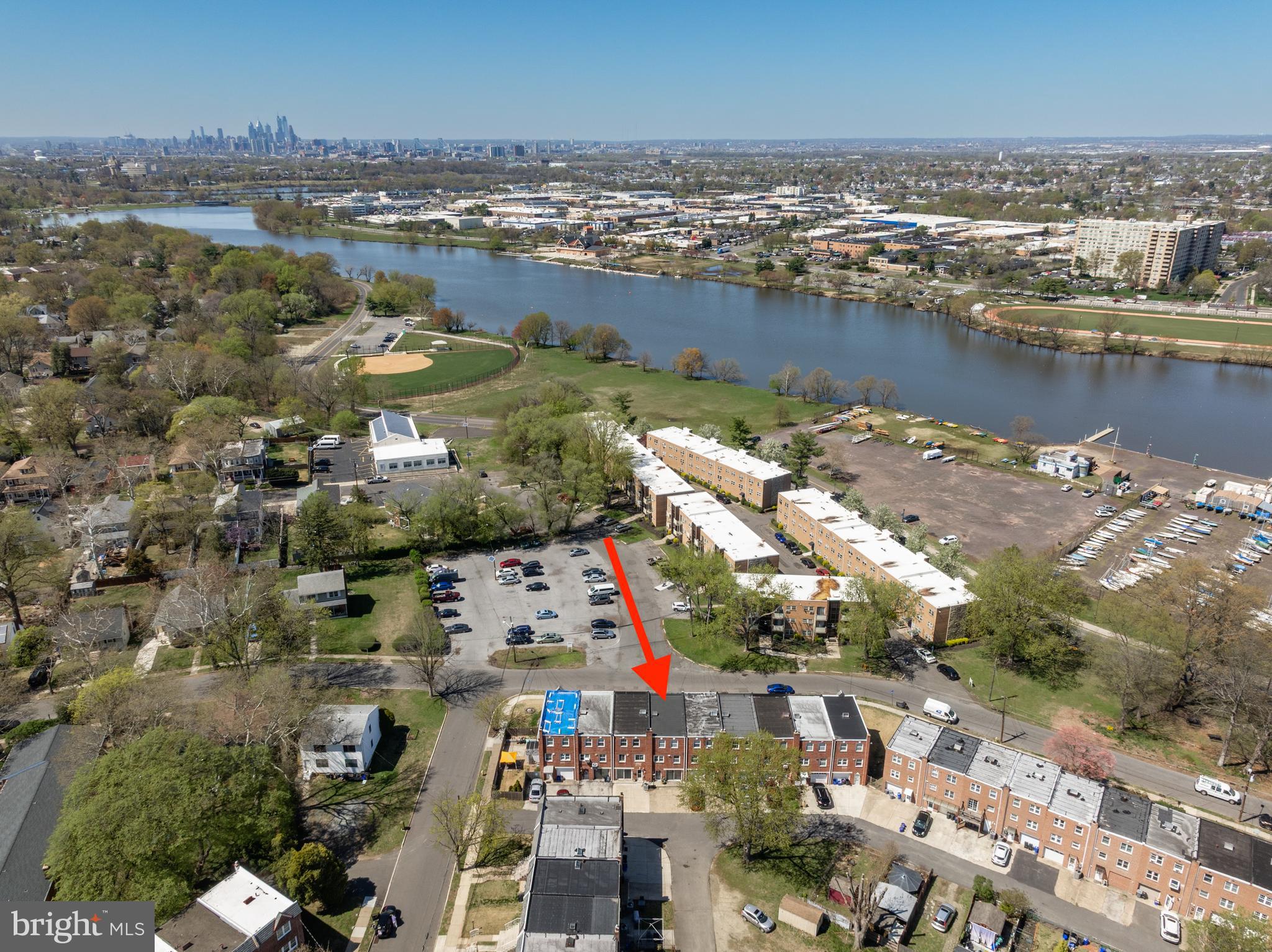 454 WOODLAWN TERRACE