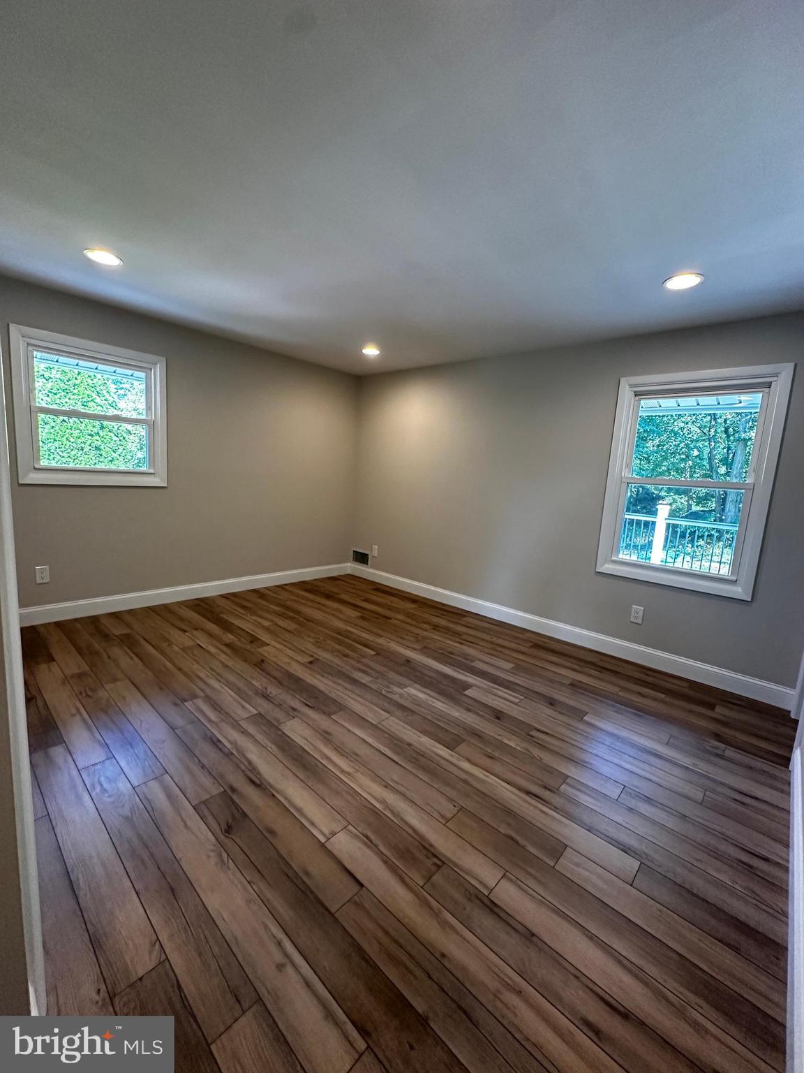 KENWOOD - Residential Lease