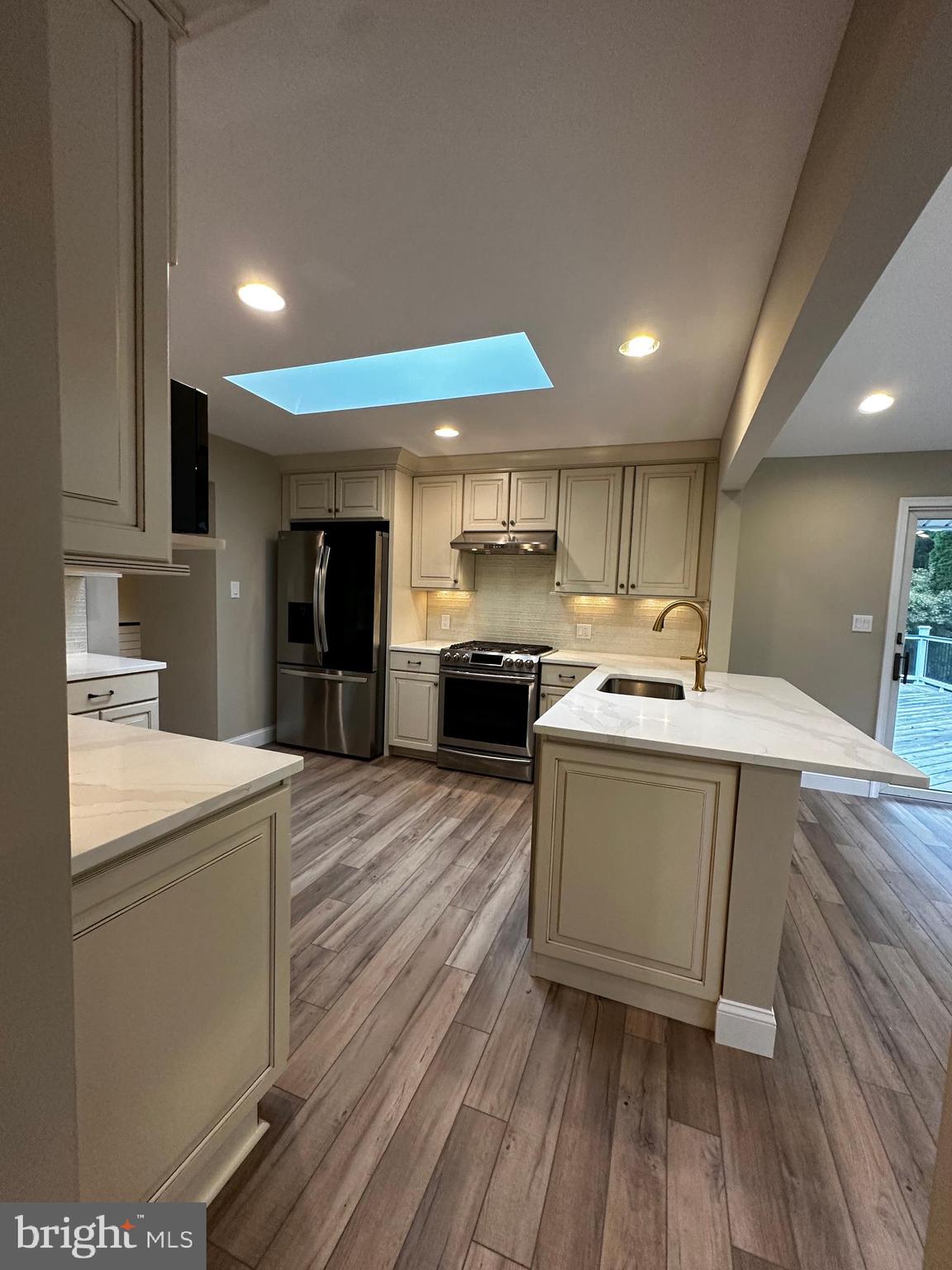 KENWOOD - Residential Lease