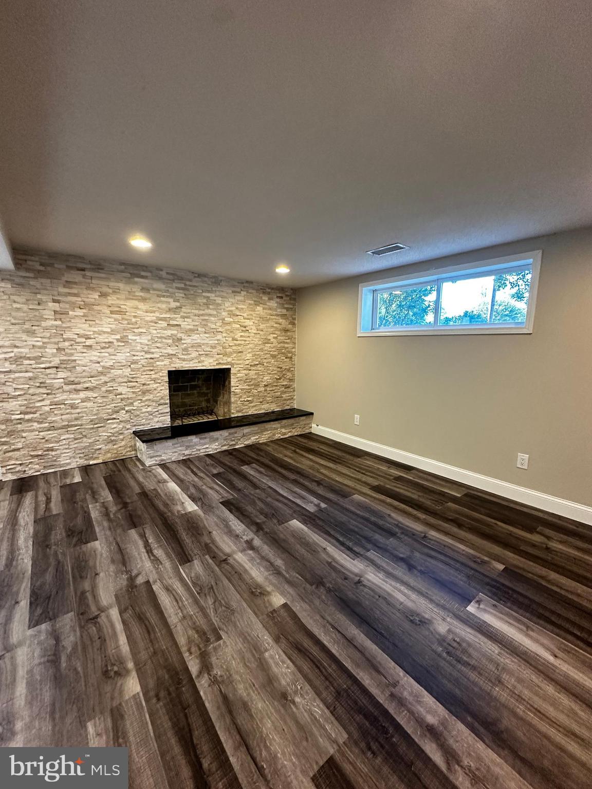 KENWOOD - Residential Lease