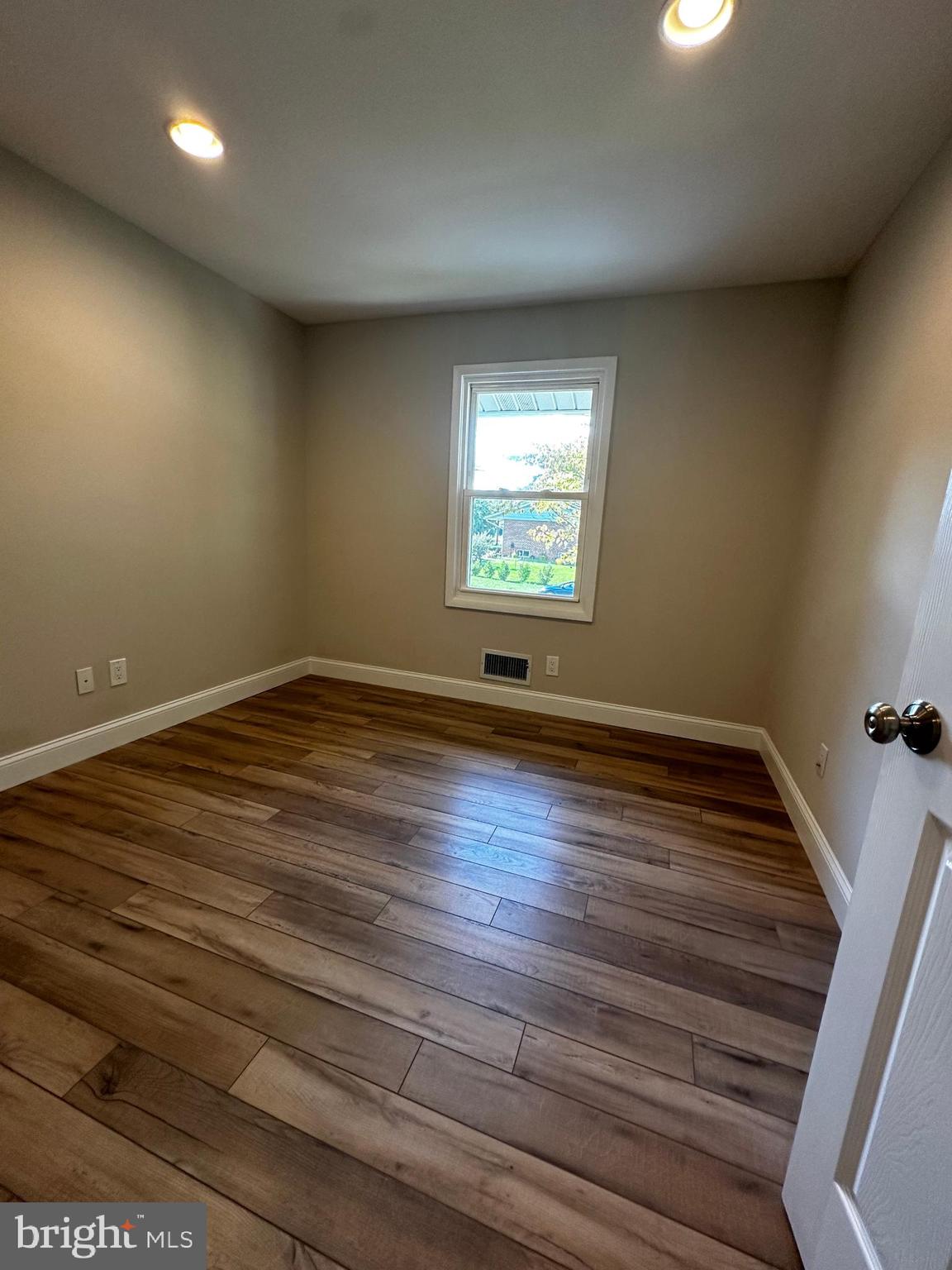 KENWOOD - Residential Lease