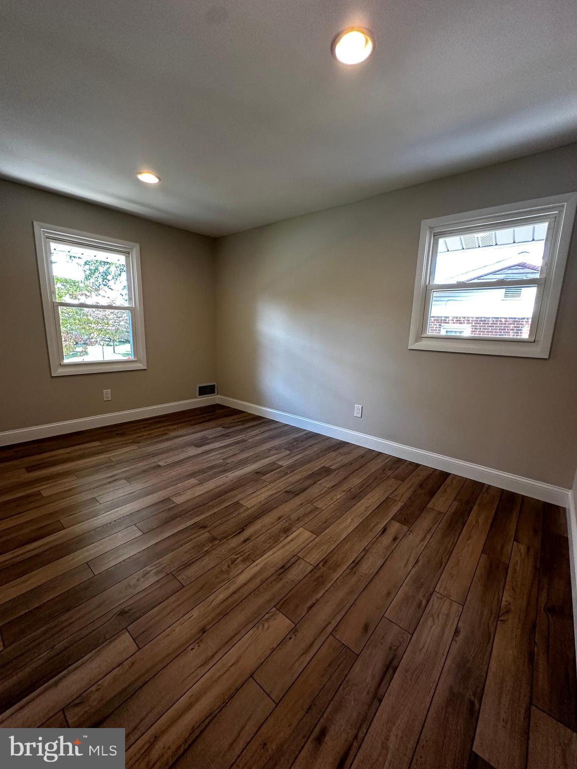 KENWOOD - Residential Lease