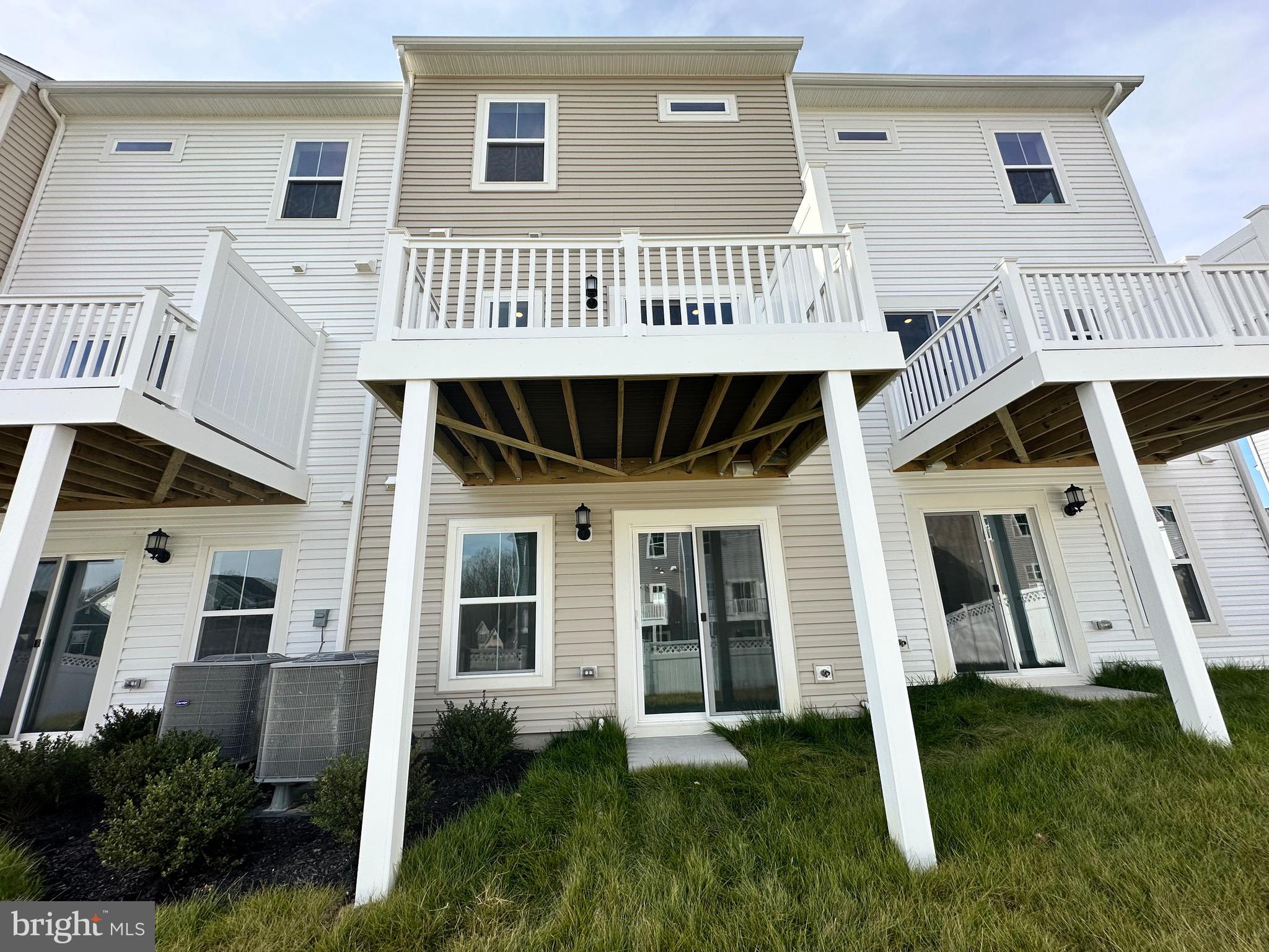 ST CHARLES - Residential