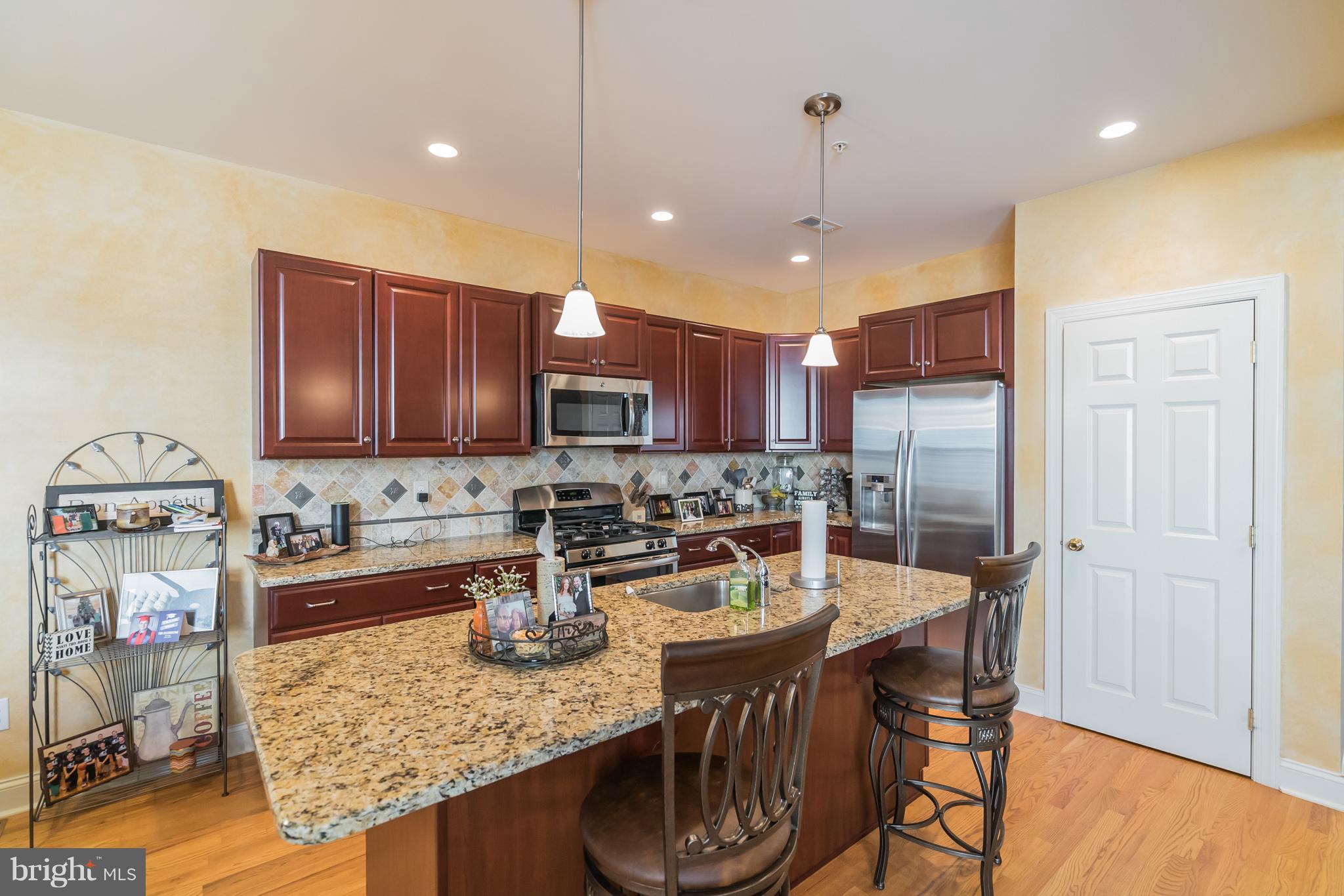 COLD POINT VILLAGE - Residential