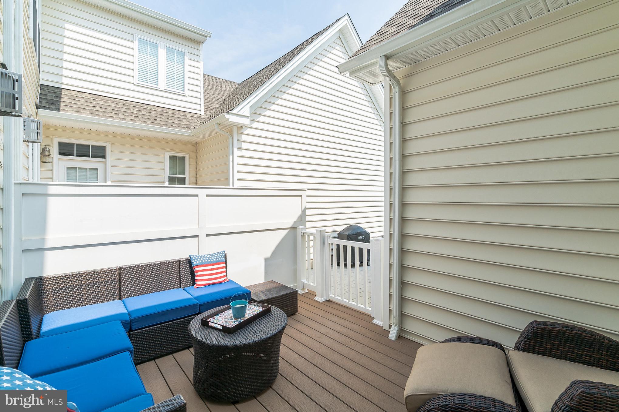 COLD POINT VILLAGE - Residential