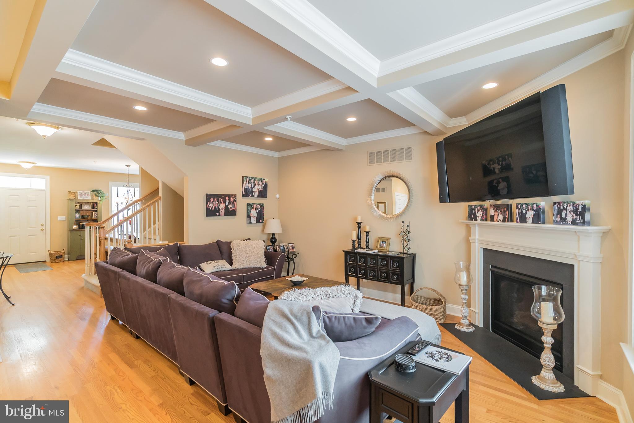 COLD POINT VILLAGE - Residential