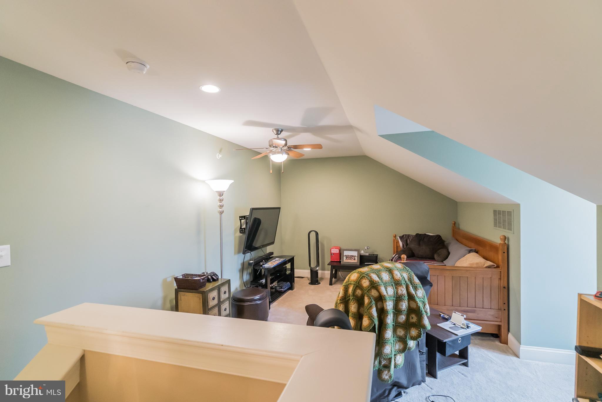 COLD POINT VILLAGE - Residential