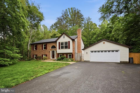 Photo of 8915 Helen Street, MANASSAS, VA 20112 (MLS # VAPW2132736)