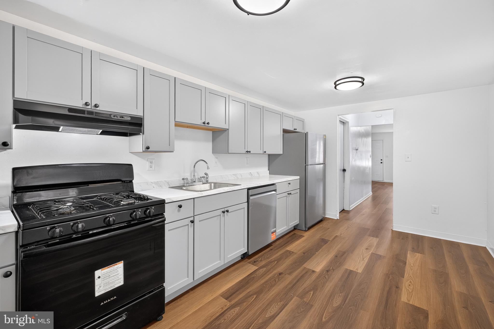 504 E 3RD STREET