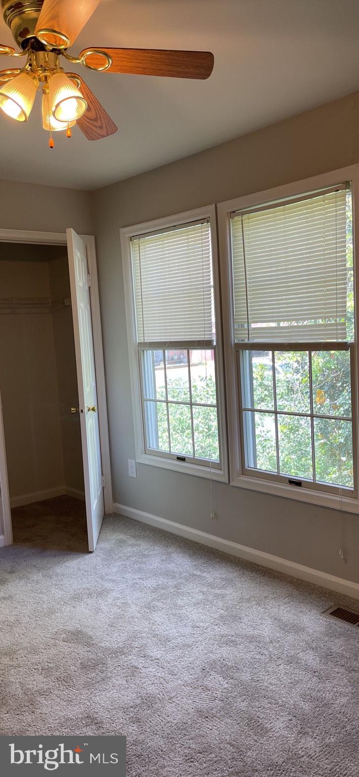 BARCROFT TOWNHOME - Residential Lease