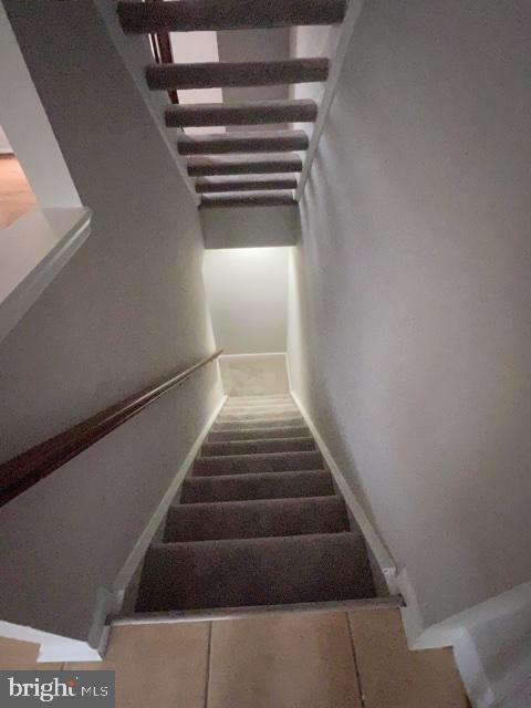 BARCROFT TOWNHOME - Residential Lease