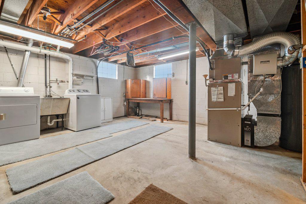 ARUNDEL HILLS - Residential