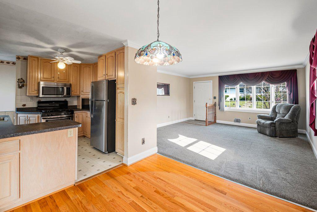 ARUNDEL HILLS - Residential