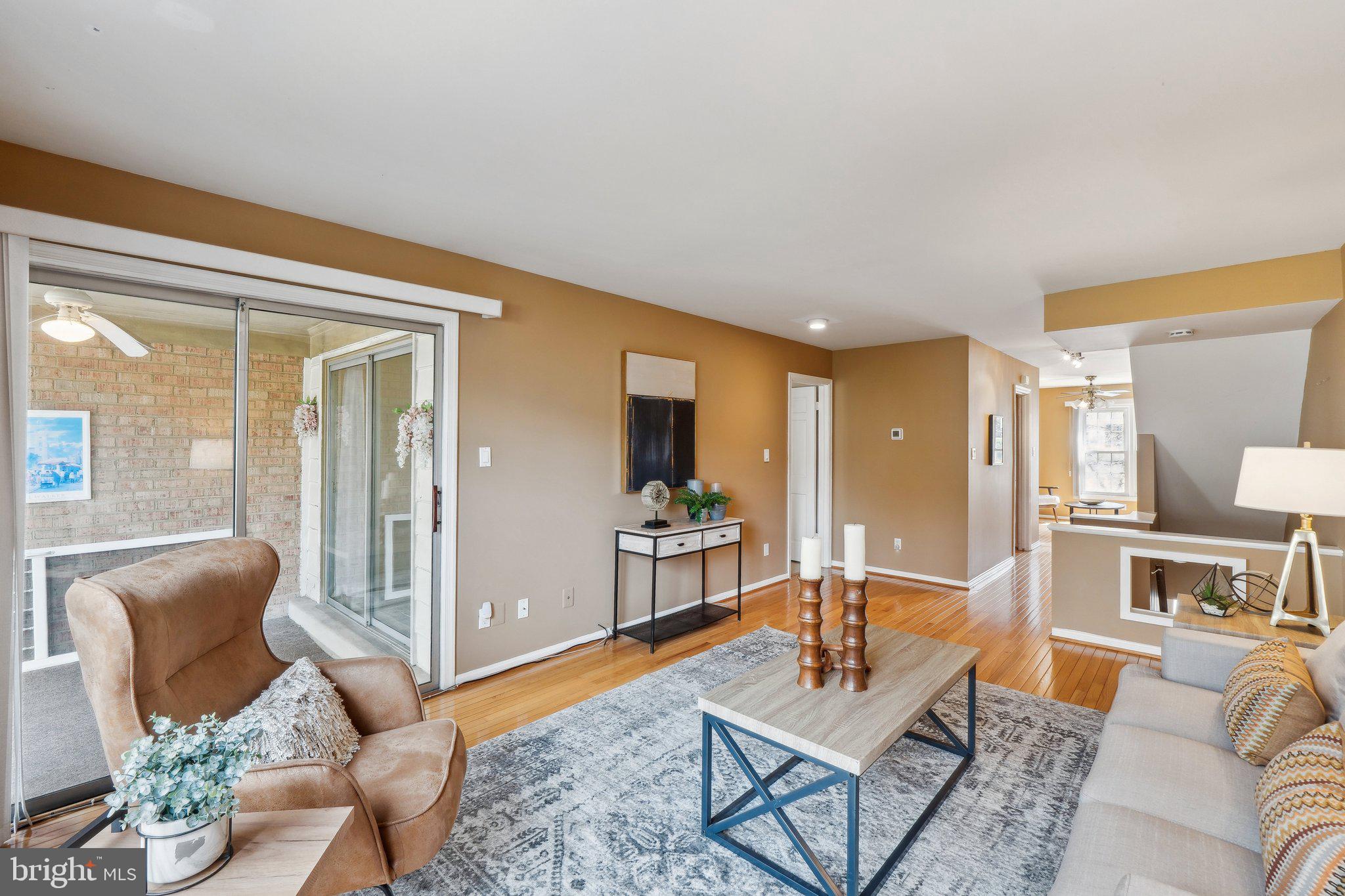 FAIRWAY ISLAND - Residential