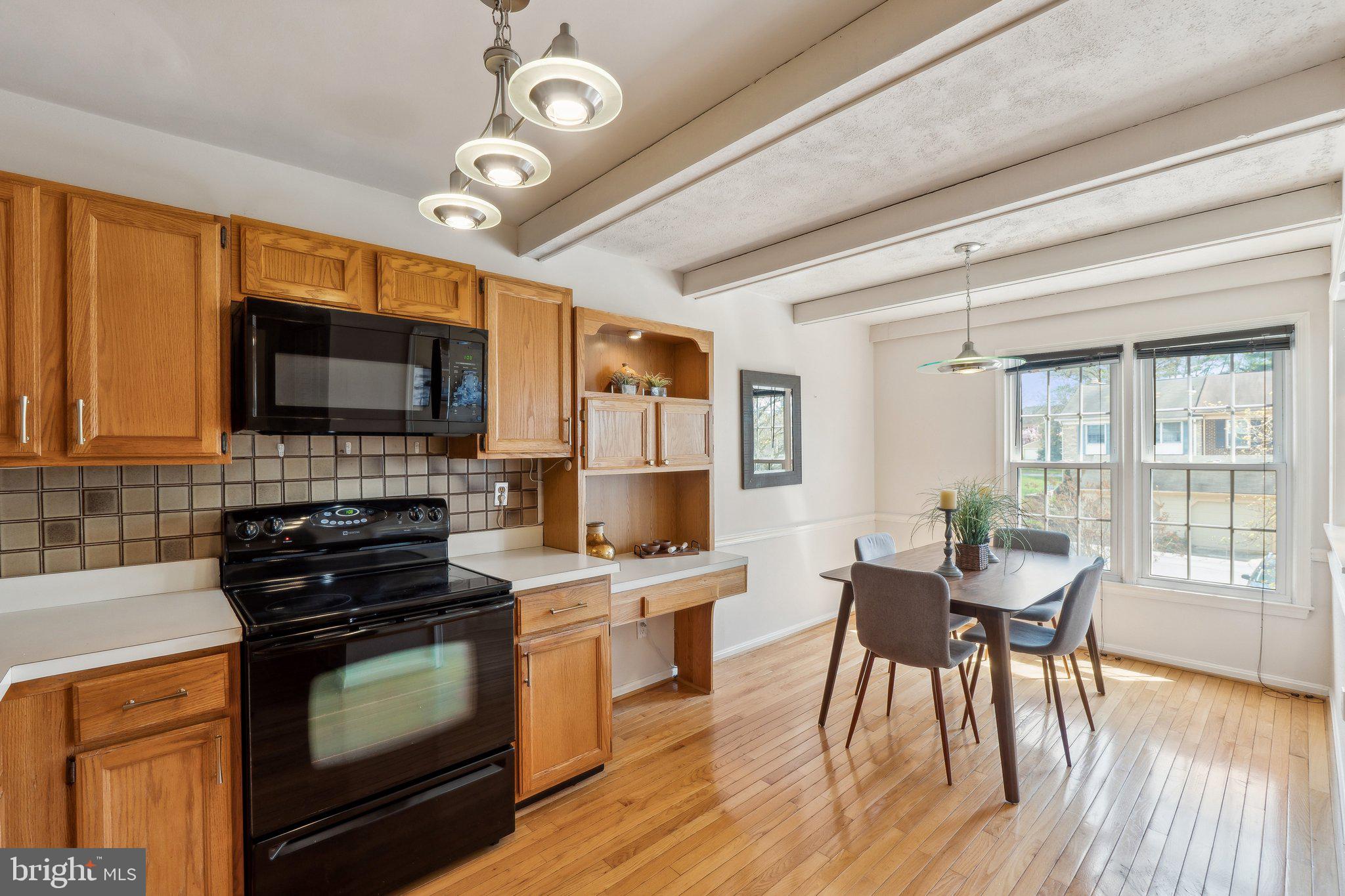 FAIRWAY ISLAND - Residential