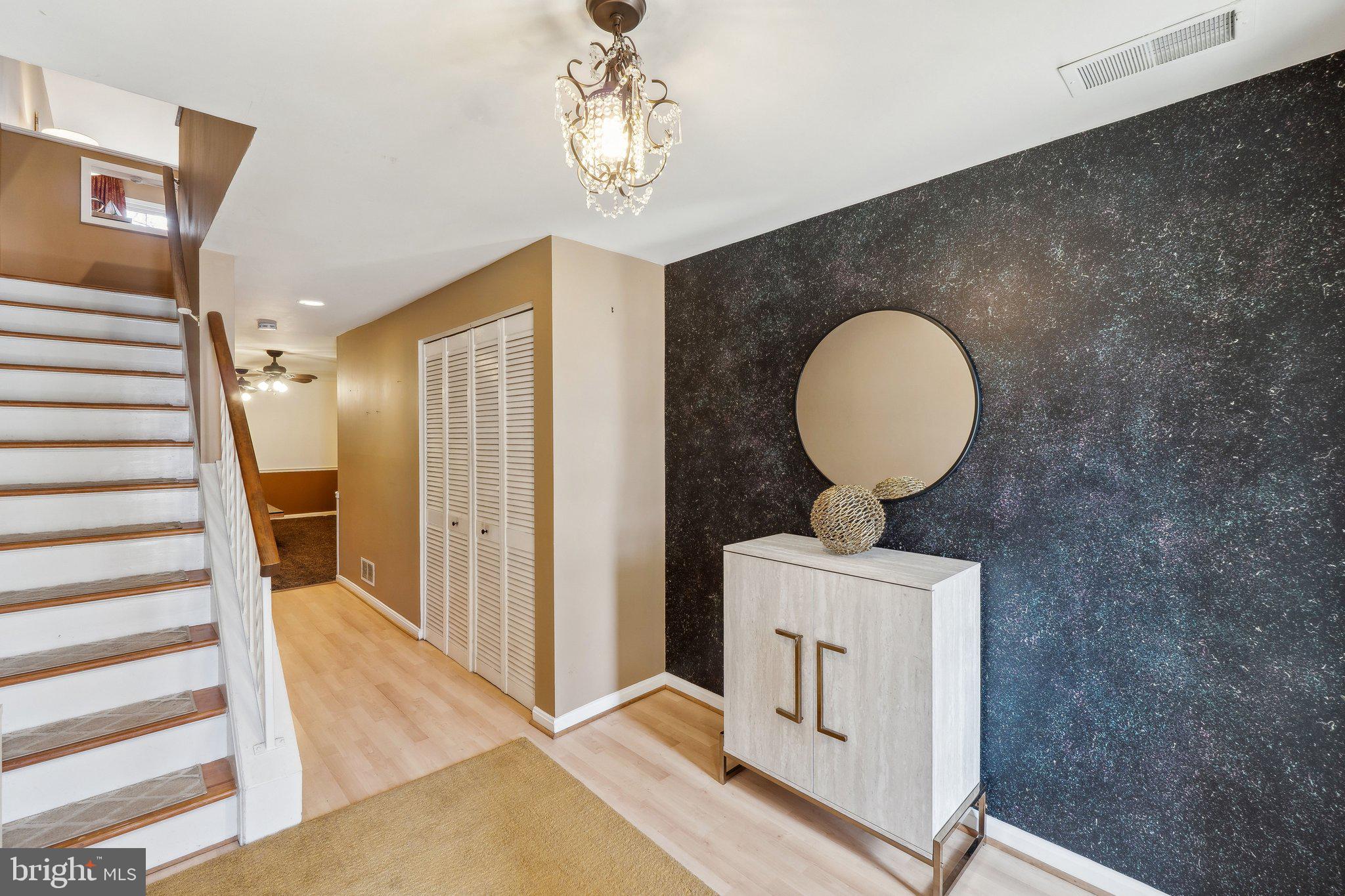 FAIRWAY ISLAND - Residential