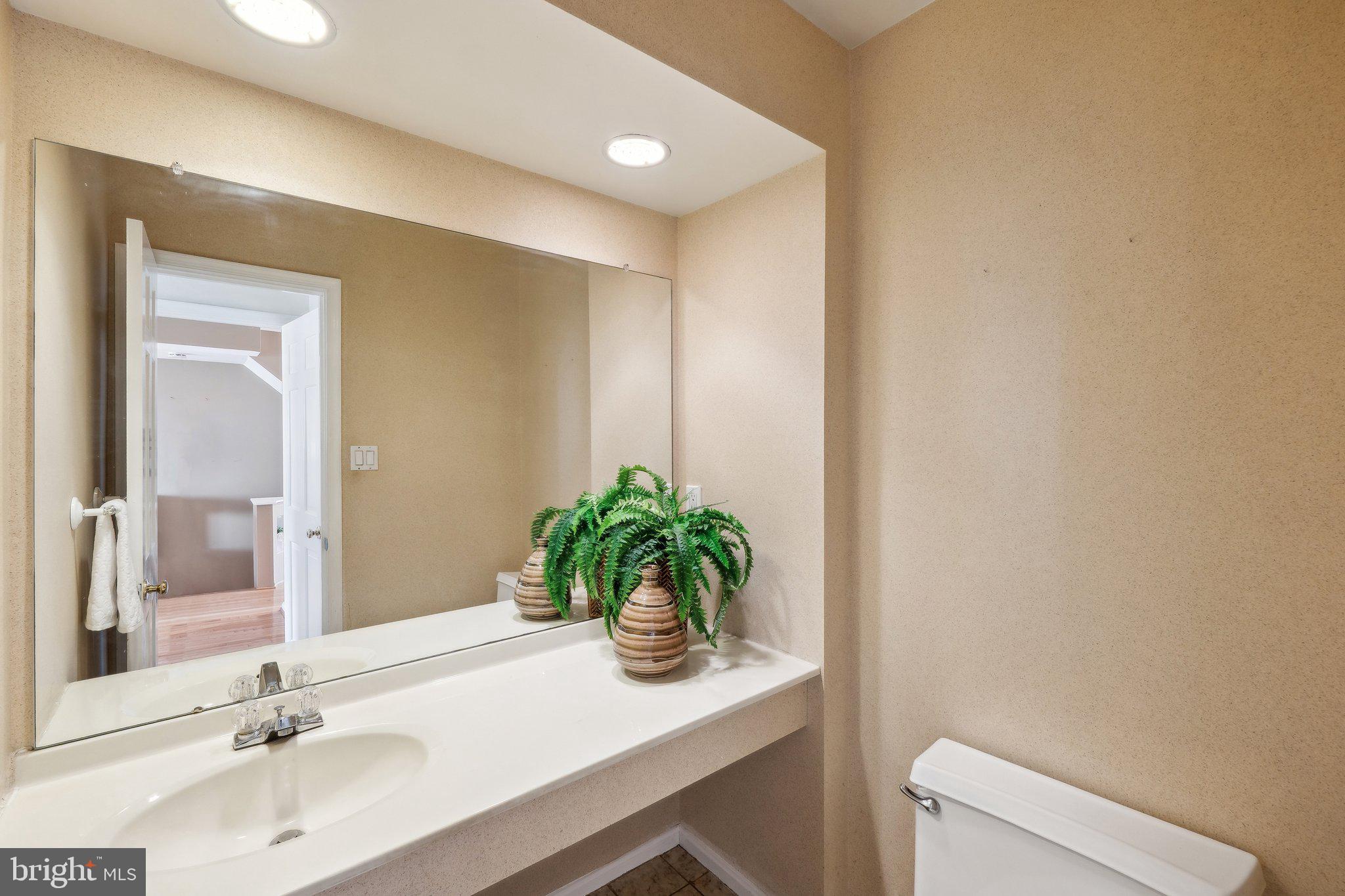 FAIRWAY ISLAND - Residential