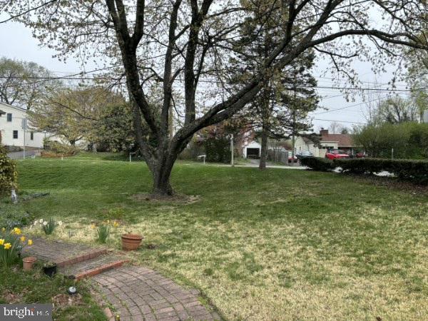 3501 QUEEN ANNE DRIVE