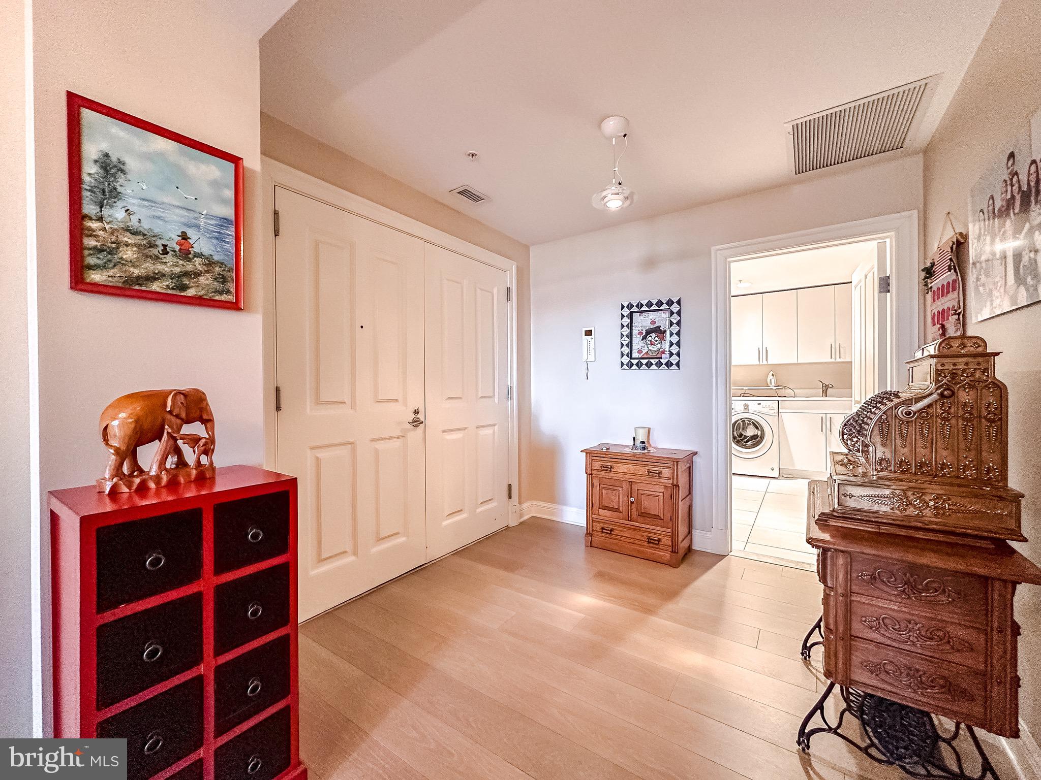 INNER HARBOR - Residential