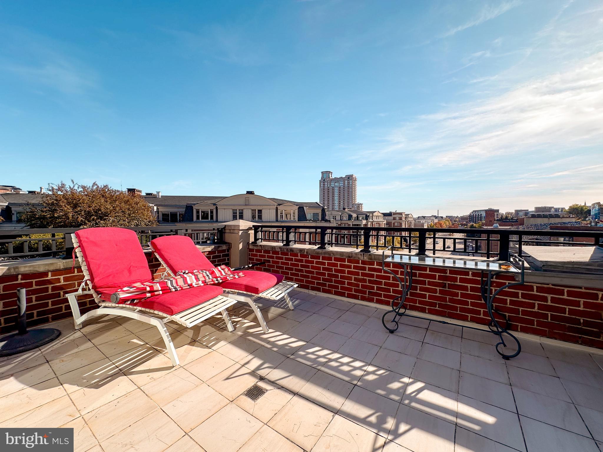 INNER HARBOR - Residential