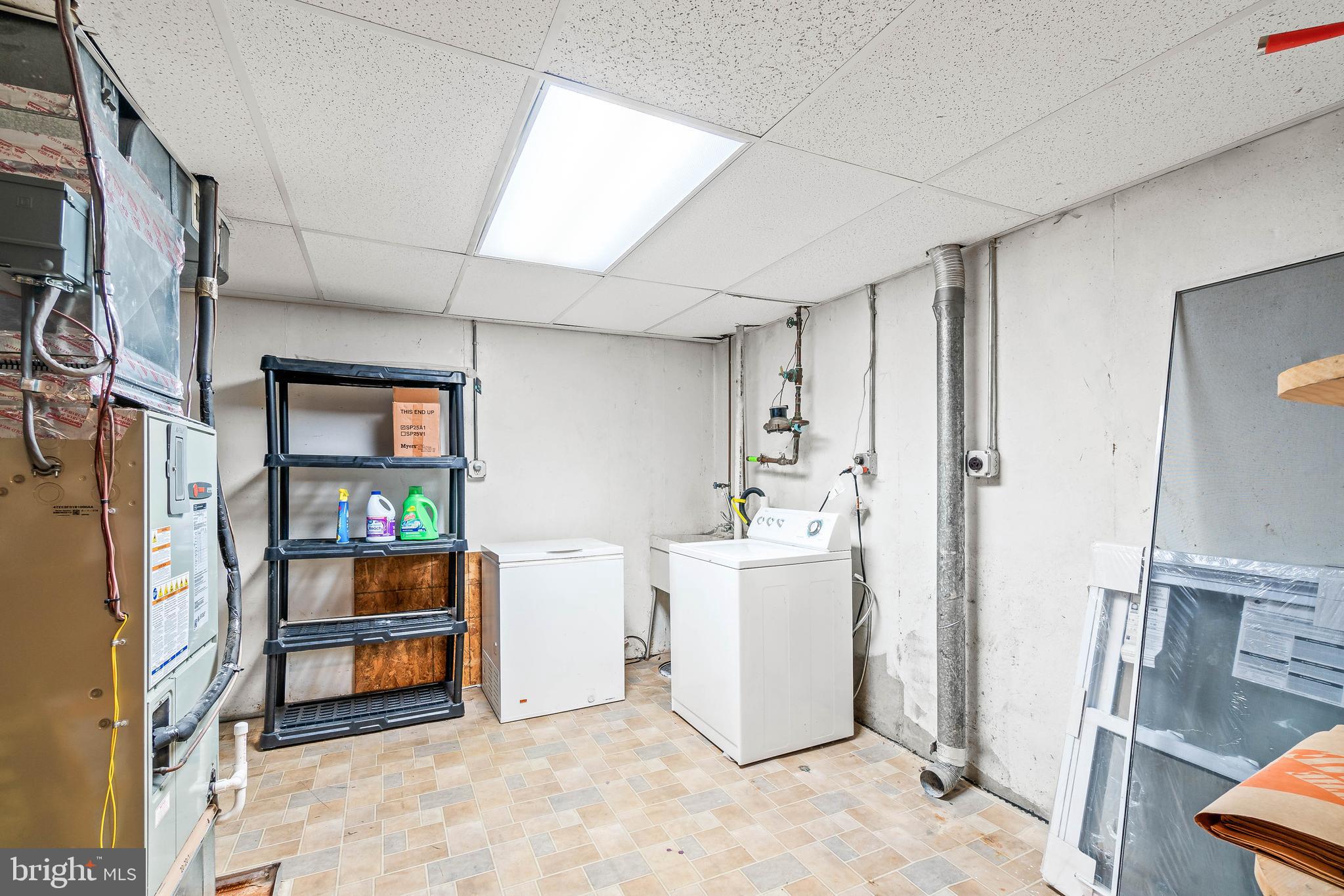 SNOWDEN OAKS - Residential