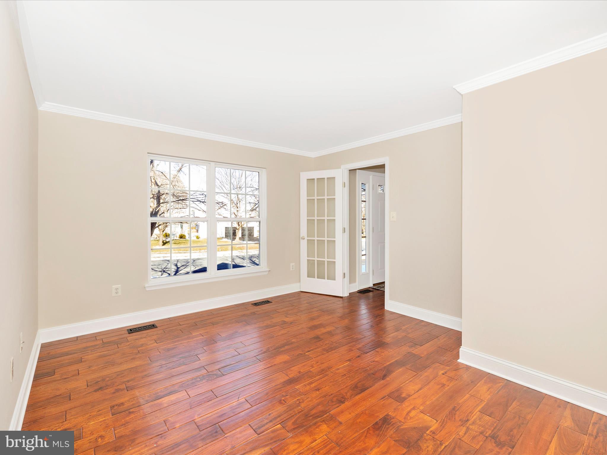 NORTH CROSSING - Residential