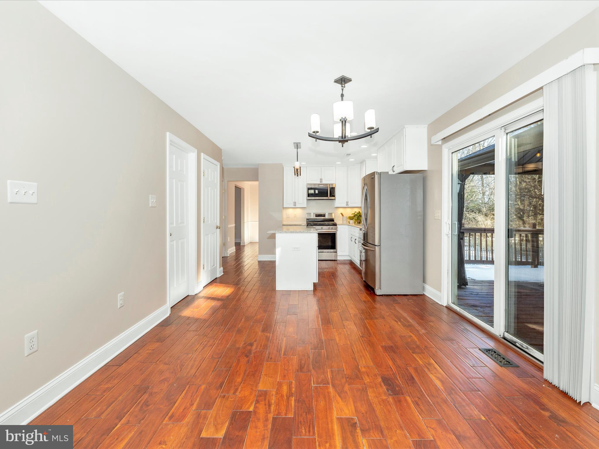 NORTH CROSSING - Residential