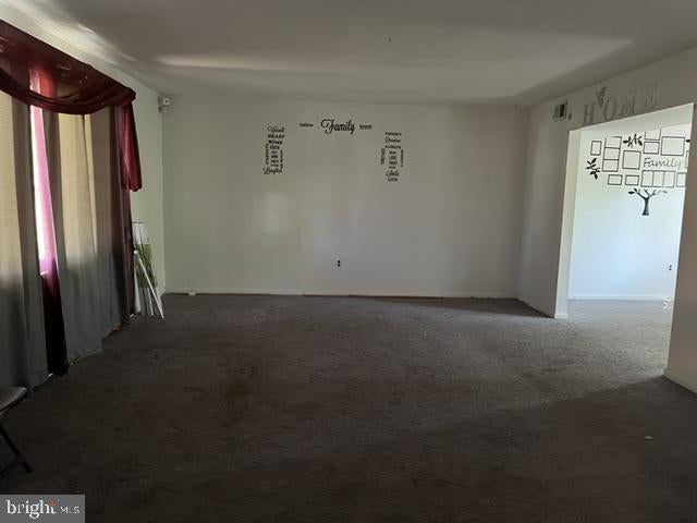 817 BACON AVENUE