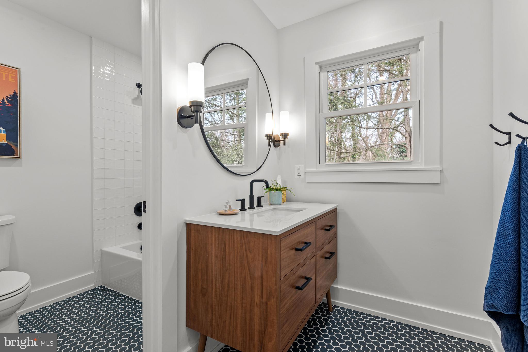 ADMIRAL HEIGHTS - Residential