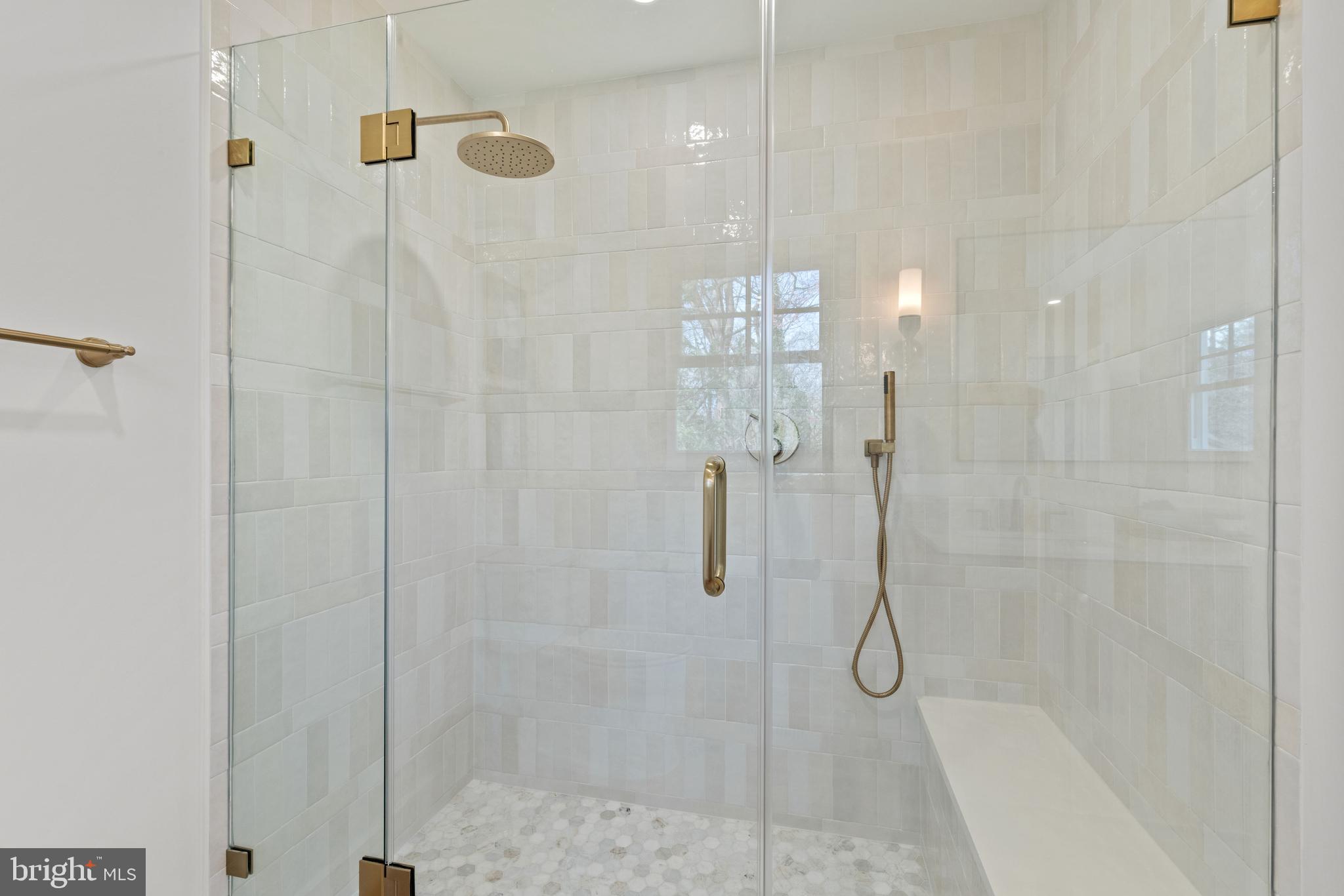 ADMIRAL HEIGHTS - Residential