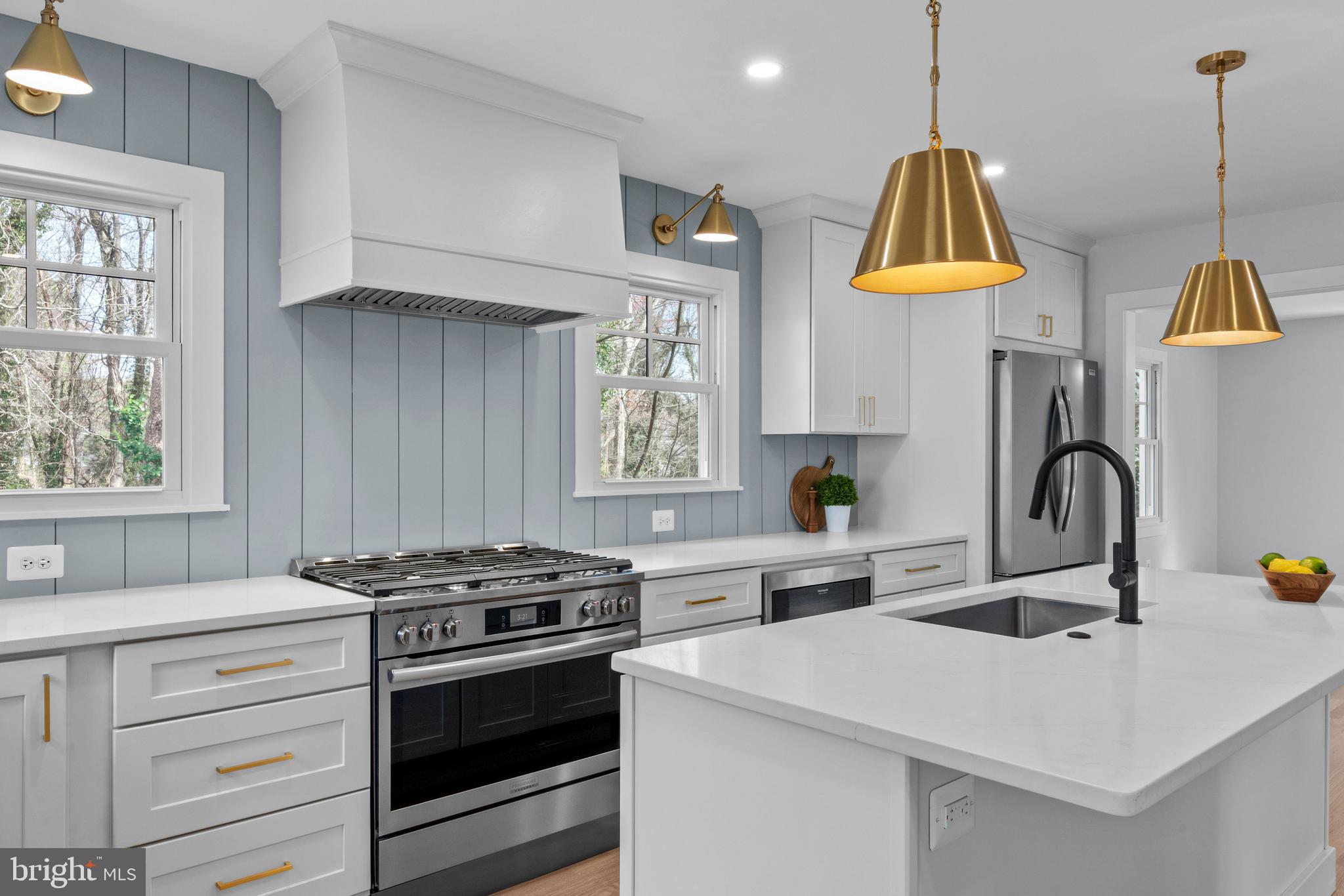 ADMIRAL HEIGHTS - Residential