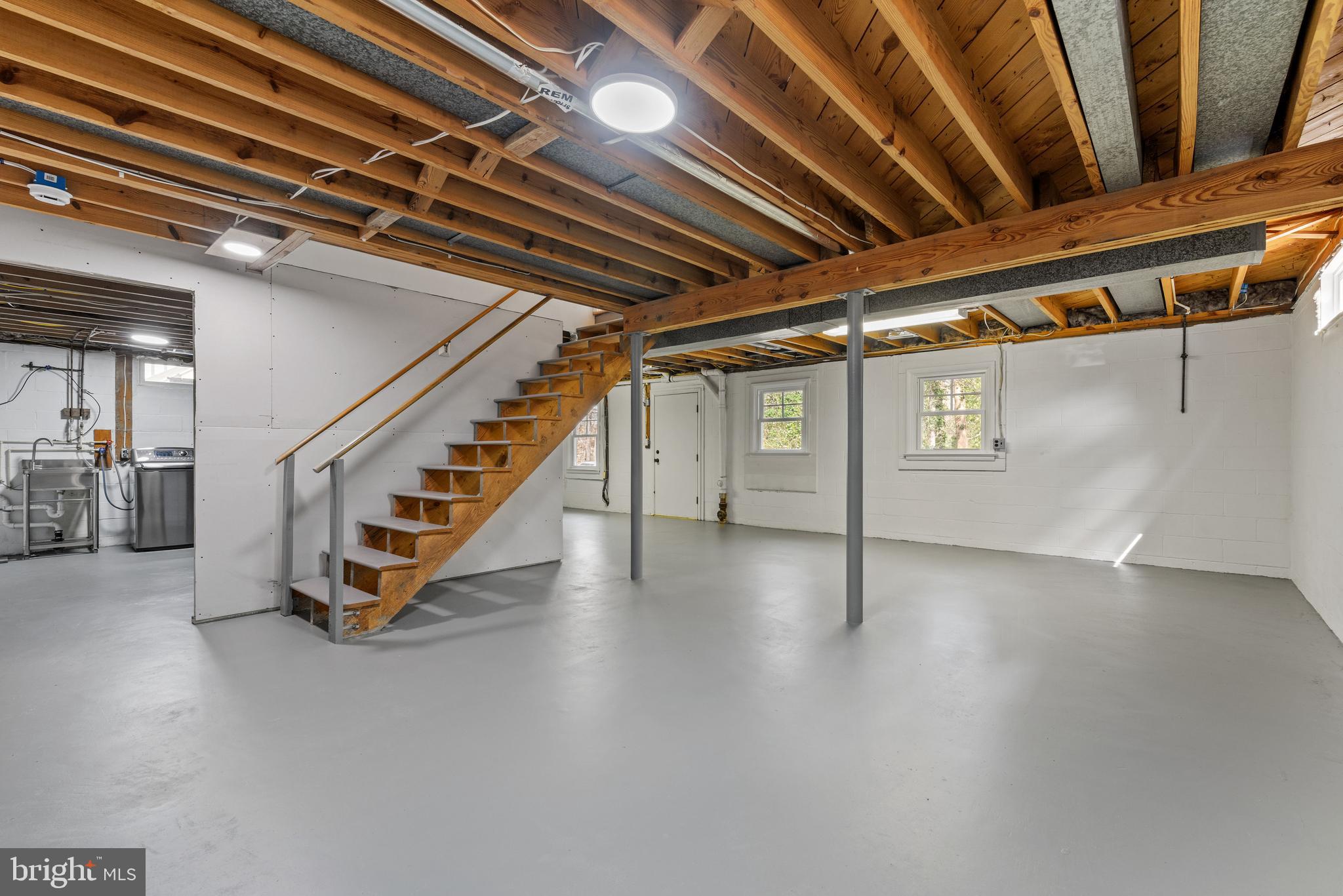 ADMIRAL HEIGHTS - Residential