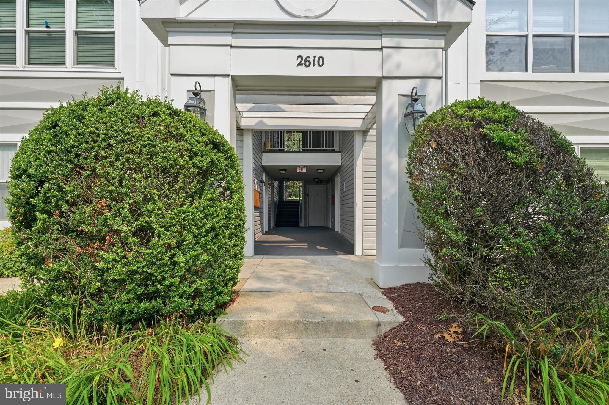 2610 CAMELBACK LANE 9-19