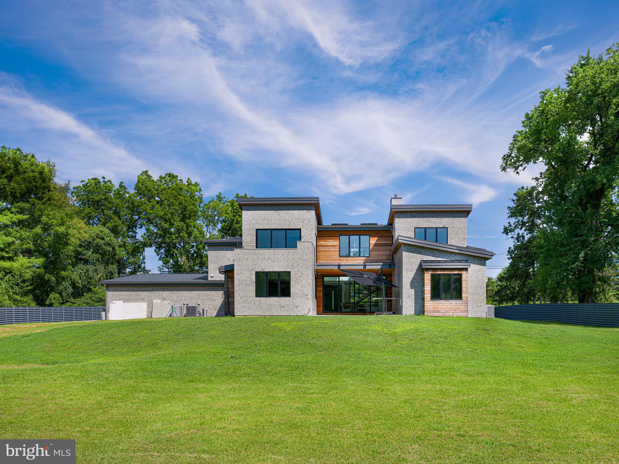 298 PAOLI PIKE