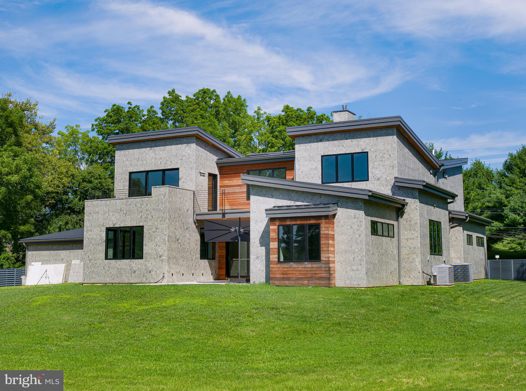 298 PAOLI PIKE