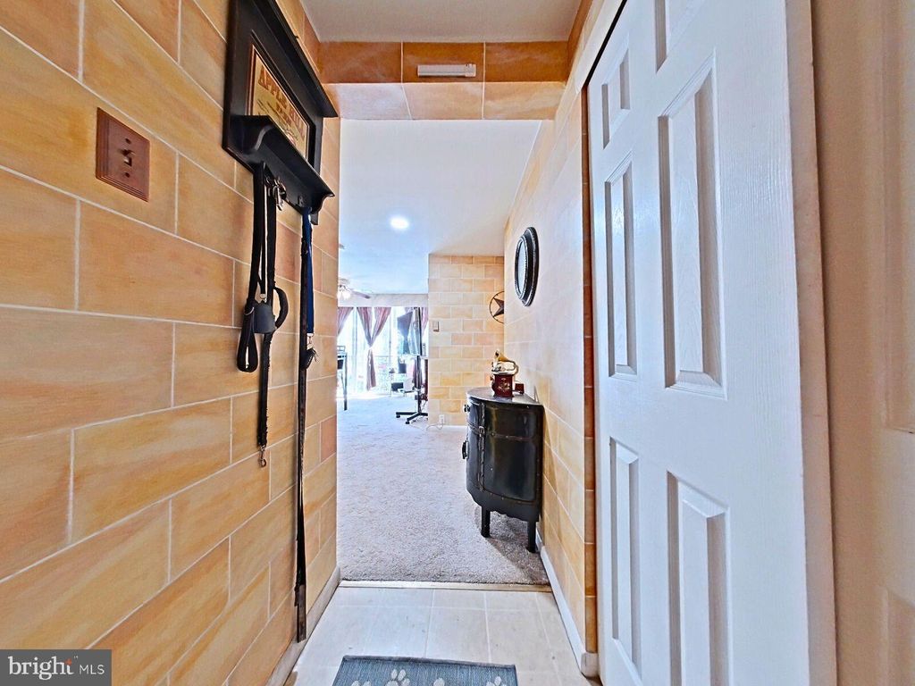 Photo of 100 E Glenolden Avenue #E-21, GLENOLDEN, PA 19036 (MLS # PADE2107284)