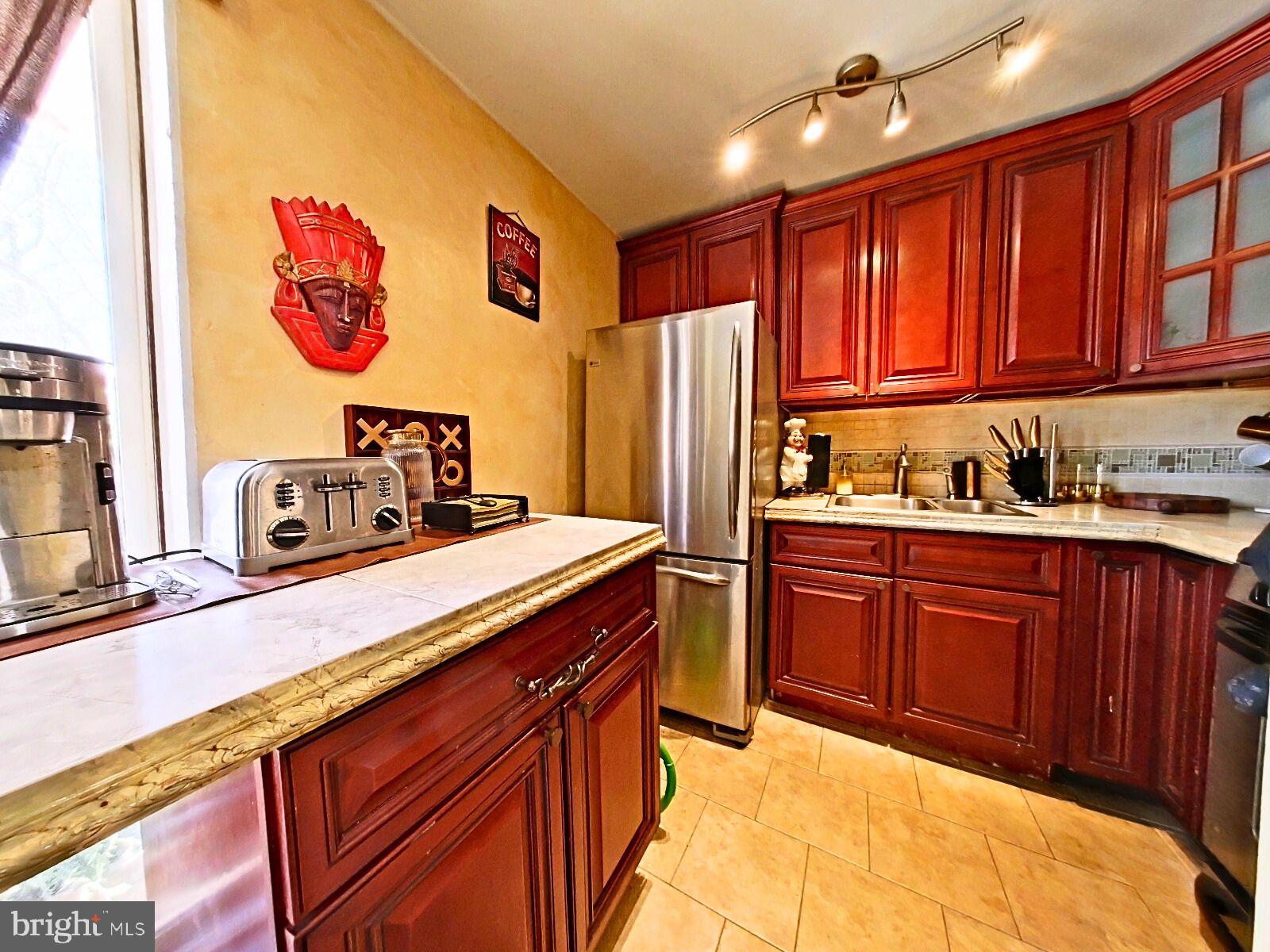 CONTEMPORARY VLG - Residential