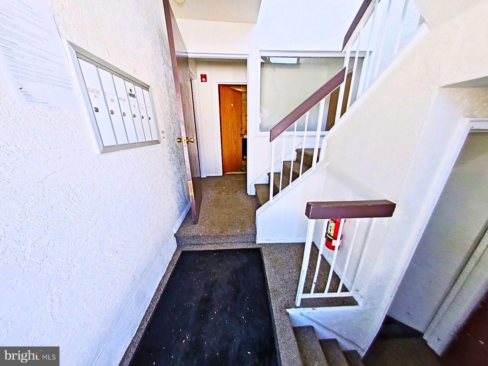 CONTEMPORARY VLG - Residential