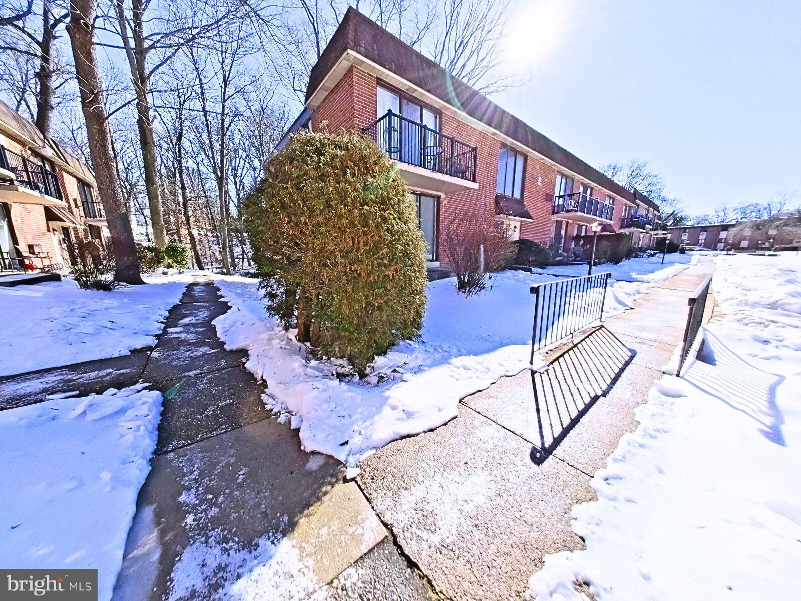 CONTEMPORARY VLG - Residential