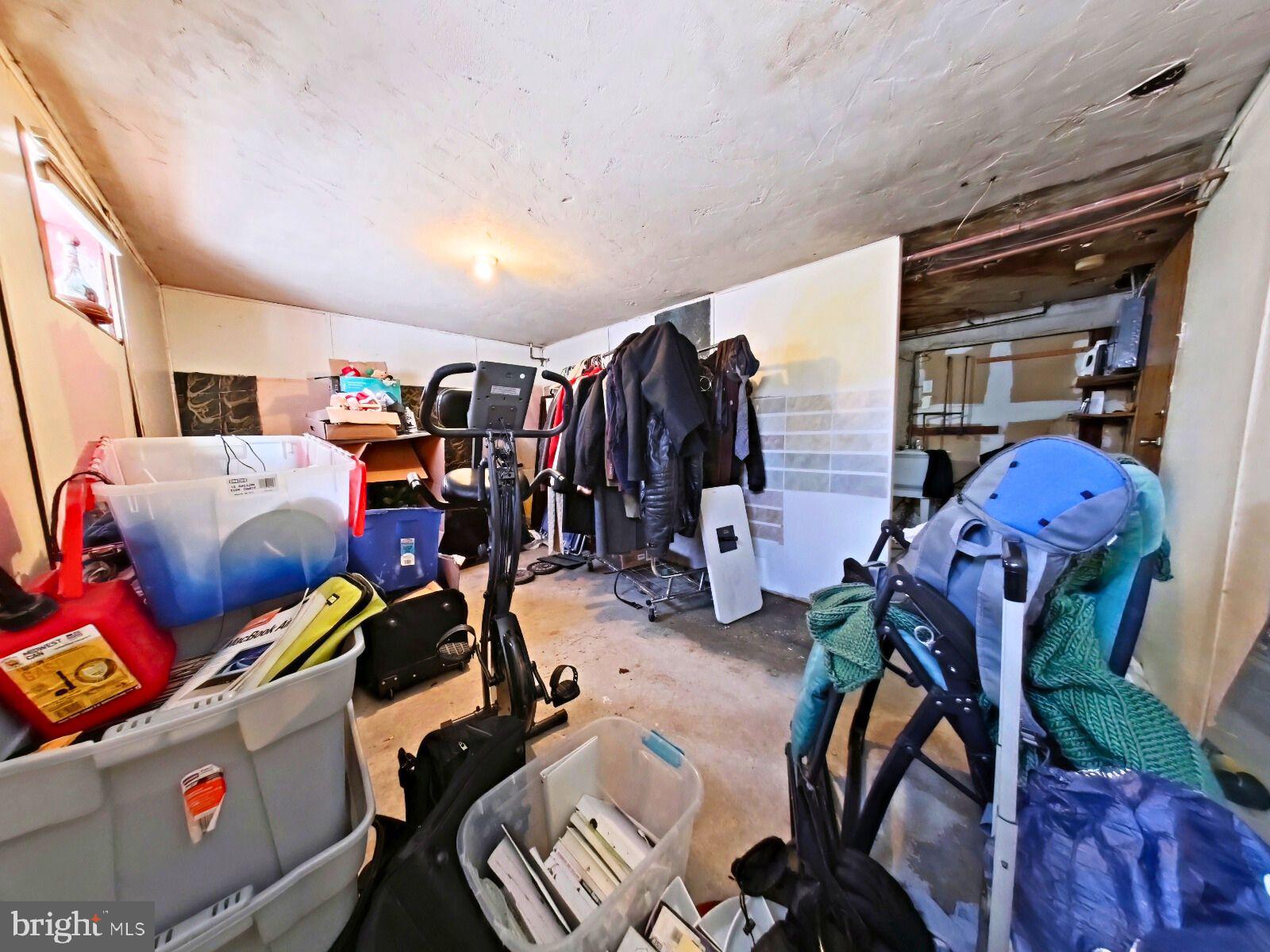 CONTEMPORARY VLG - Residential