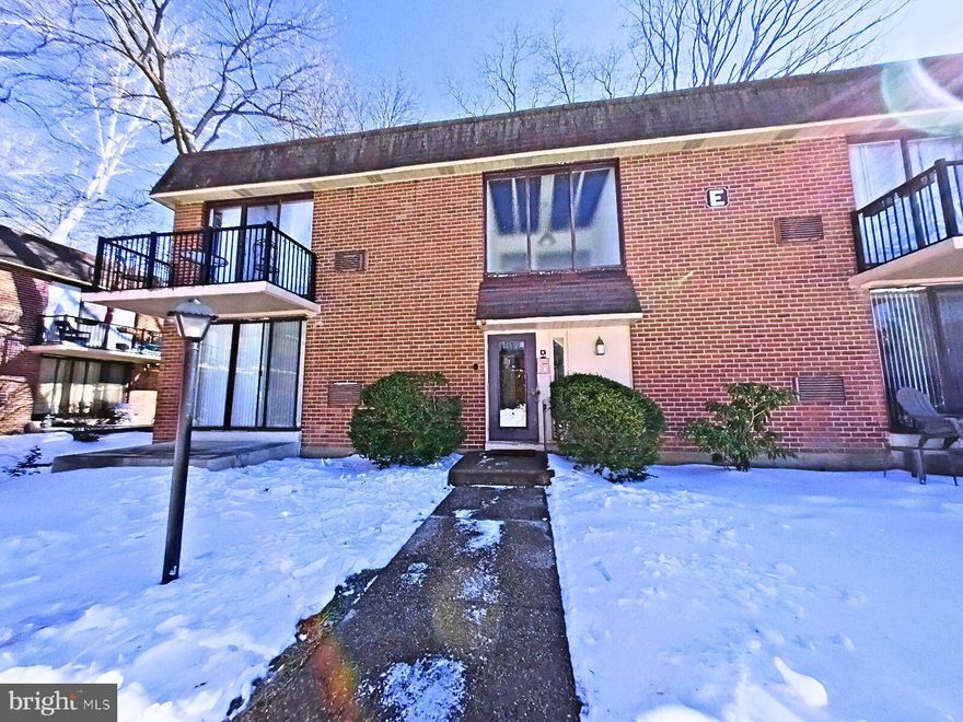 Location truly sets this home apart. This one bedroom, first floor condominium is located in the most desirable E Building of Contemporary Village and offers a rare combination of convenience and privacy. 

Enjoy a peaceful rear balcony overlooking a wooded creek, creating a quiet and secluded setting rarely found in a first floor unit. Both the living room and bedroom feature scenic views through sliding glass doors, filling the space with natural light and a calming connection to nature. 

The kitchen and air conditioning system have been updated, adding comfort and value. The spacious bedroom includes a large walk in closet with an organized closet system, complemented by an additional hall closet with built in storage.

 The unit also includes a large locked private storage area in the basement and access to a common laundry facility. 

The community is ideally located just a three minute walk to the Wilmington Newark Line at the Glenolden stop, offering easy regional rail access. 

Nearby outdoor amenities include Amosland Park, John Heinz National Wildlife Refuge, and Tully Memorial Field. Contemporary Village offers on site management, two in ground swimming pools, and a monthly condominium fee that includes heat, water, exterior maintenance, and community amenities. 

A truly unique opportunity to own one of the most desirable locations in the Village.

Schedule your showing today!