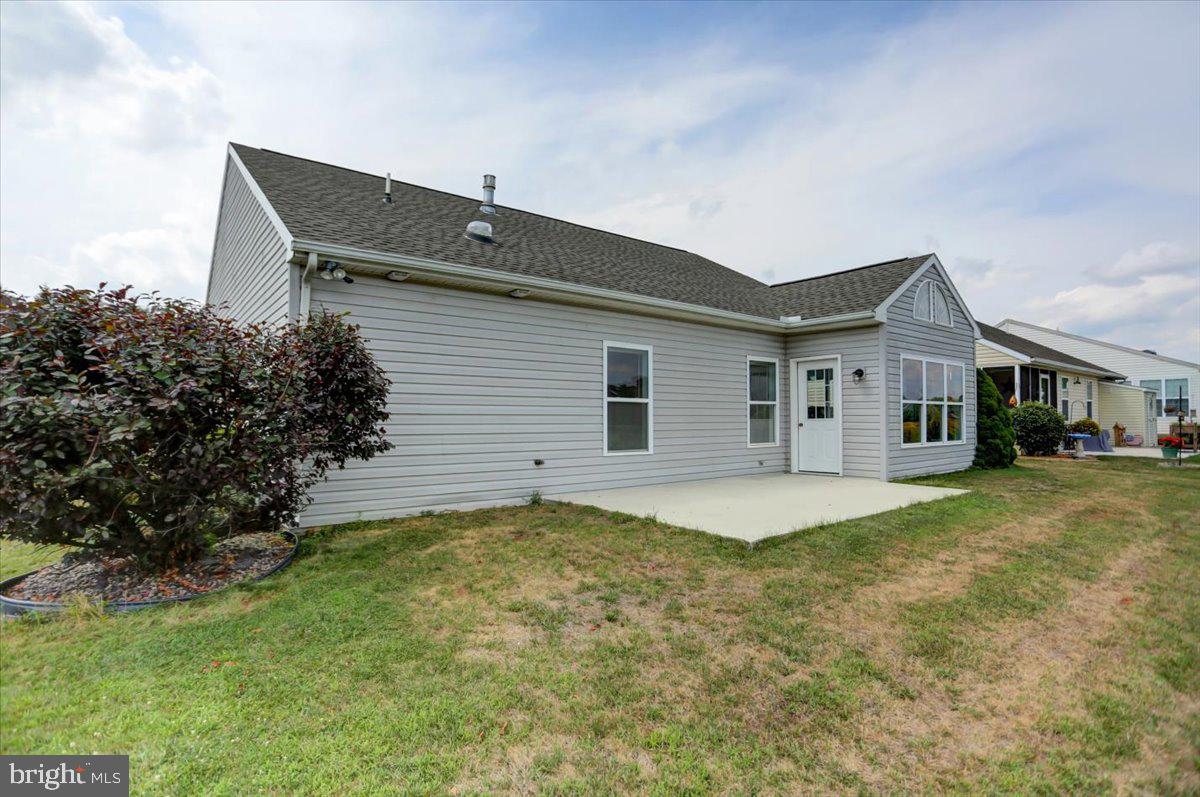 COUNTRY MANOR - Residential