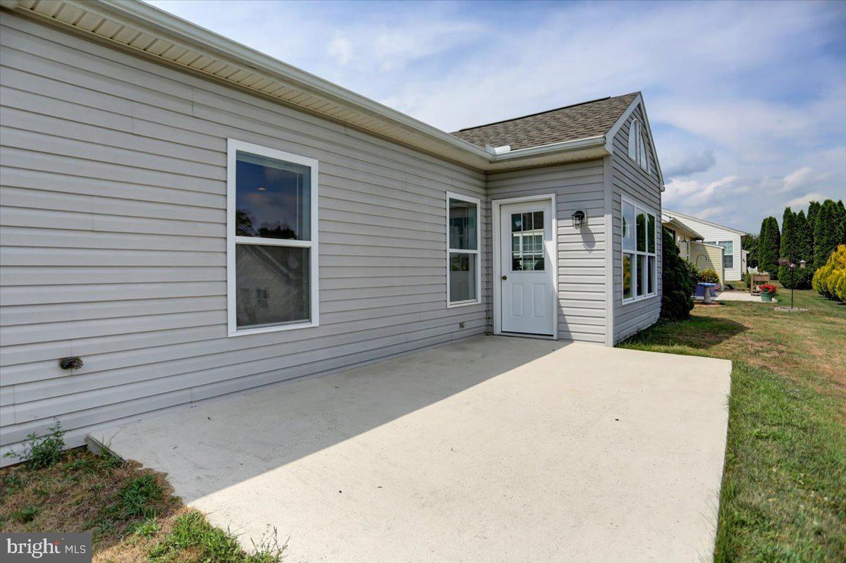 COUNTRY MANOR - Residential