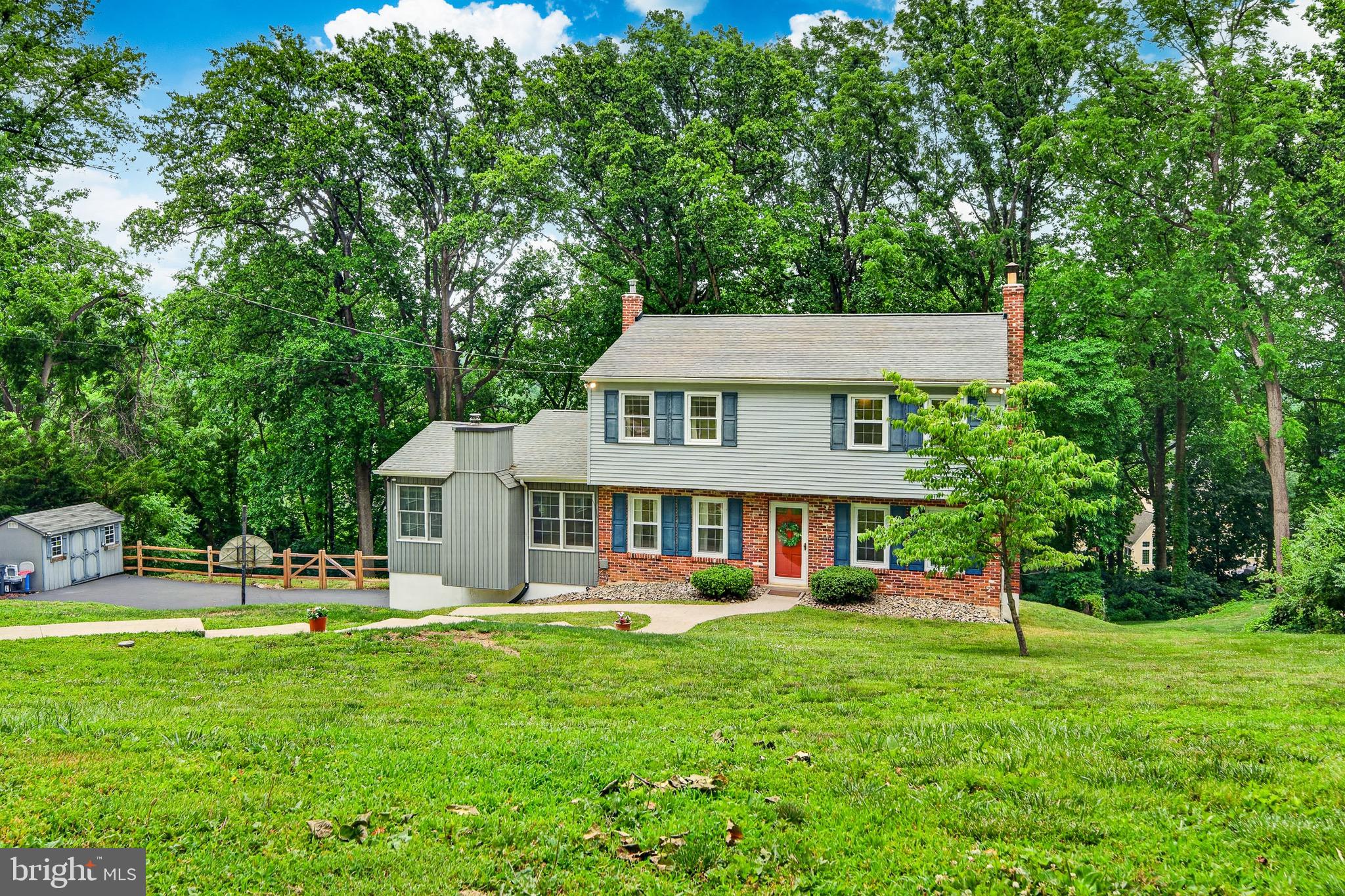 1518 WOODLAND ROAD
