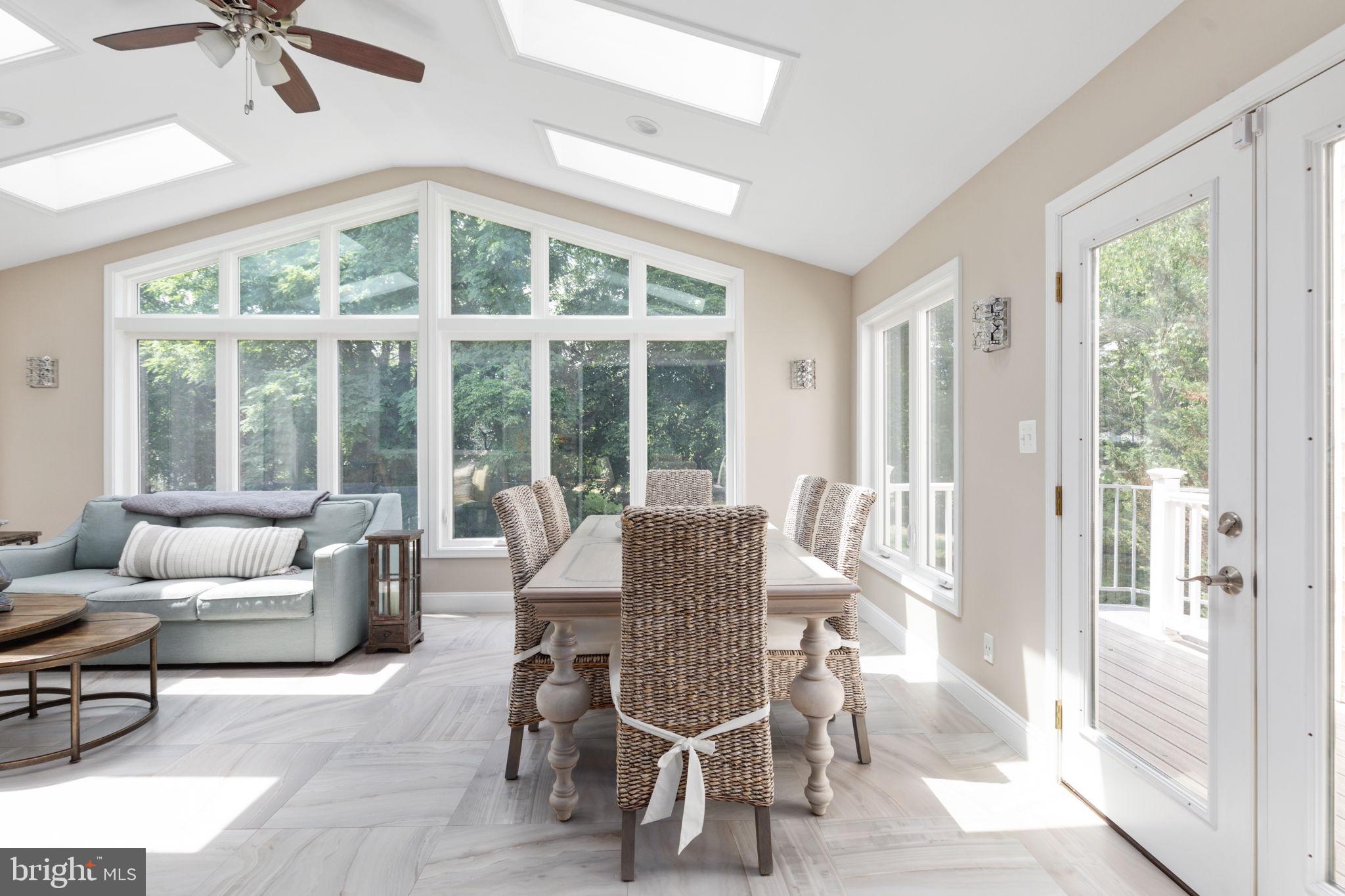 CENTURY OAK - Residential