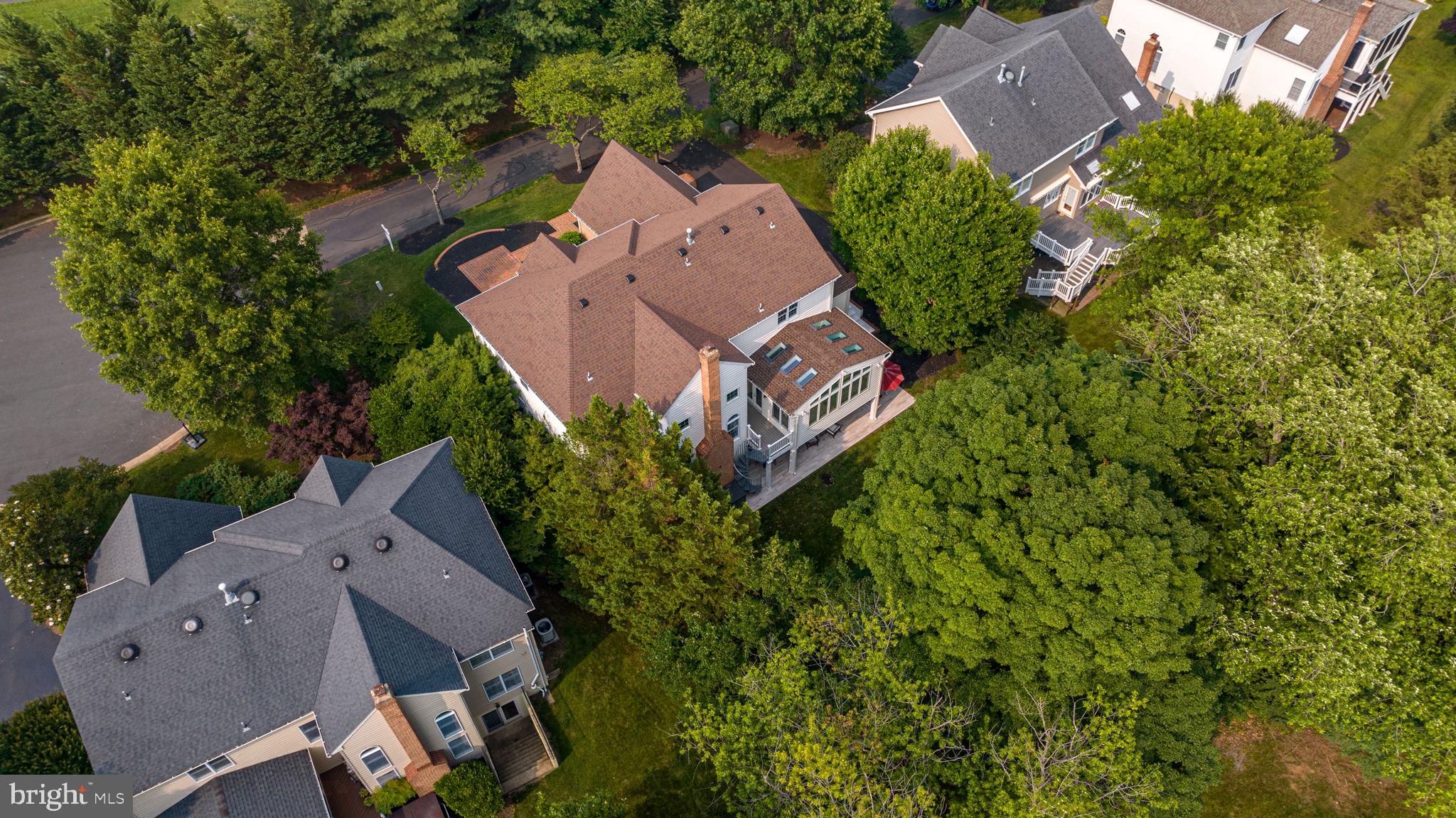 CENTURY OAK - Residential